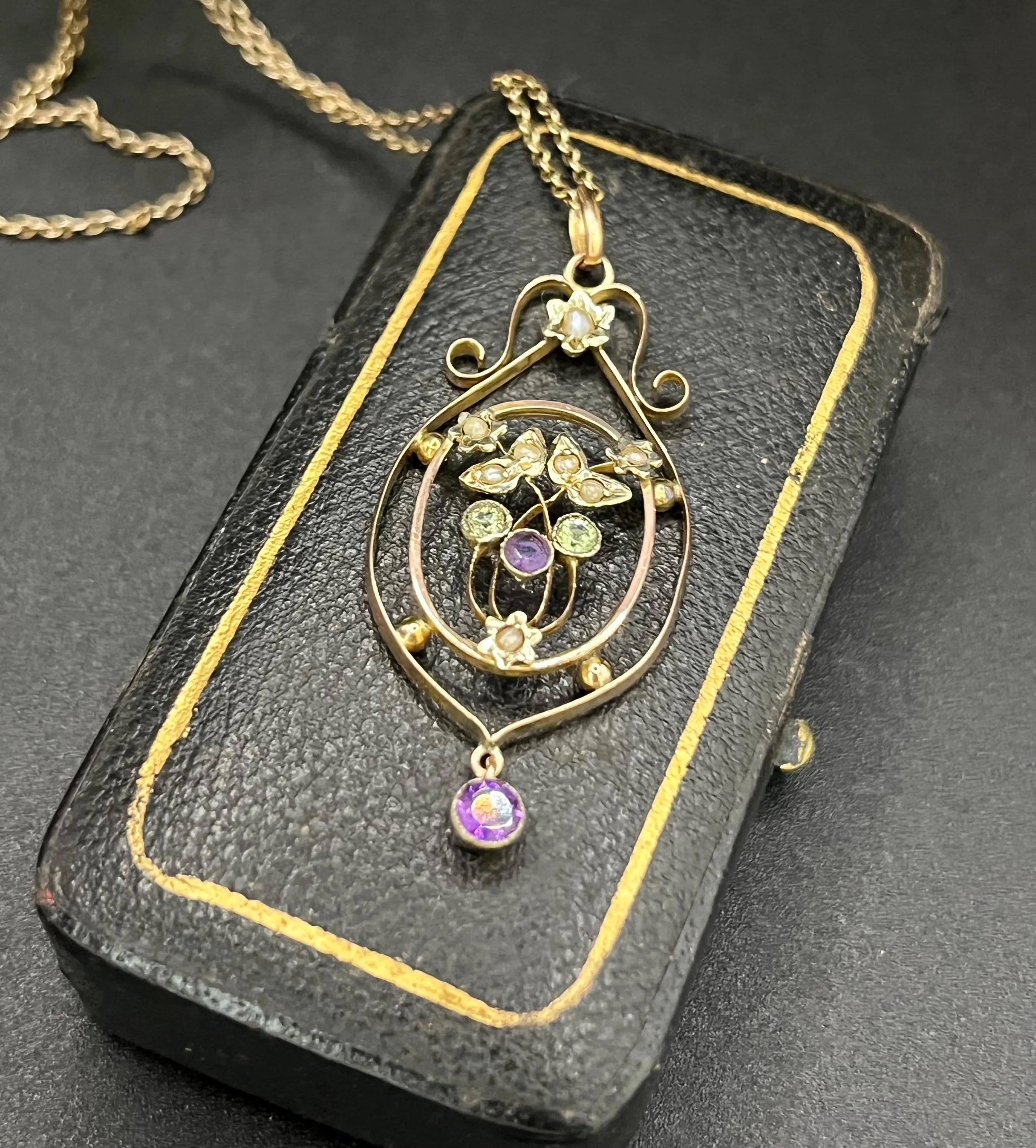 Antique 9ct Rose Gold, Peridot, Amethyst and Pearl Suffragette Pendant For Sale 2