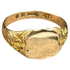 Antique 9ct Rose Gold, Shield Shaped Signet Ring Hallmarked London 1925