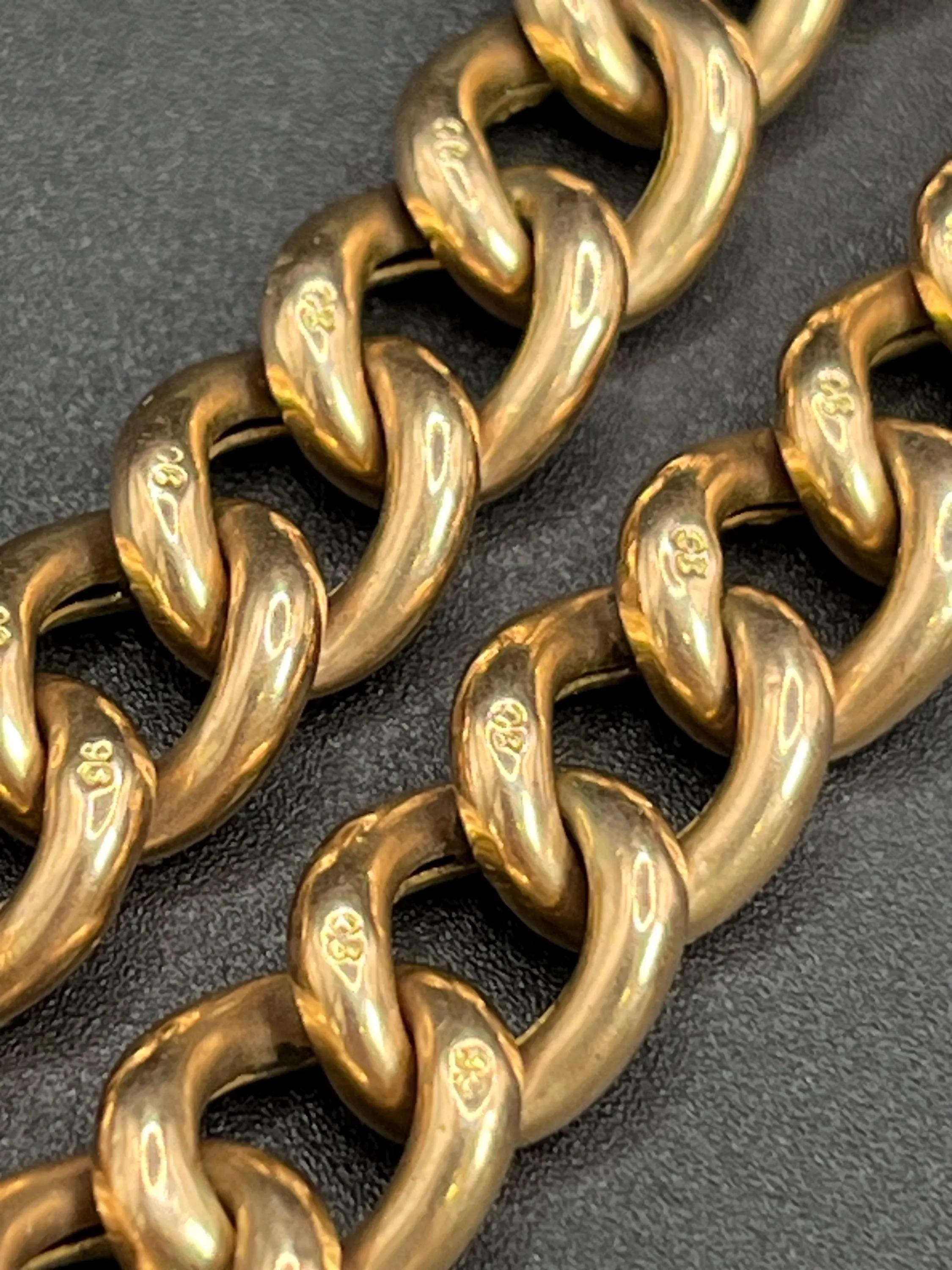 Antiguo brazalete de oro rosa de 9 ct estampado, de la época eduardiana con eslabón de freno y candado de corazón en venta 1