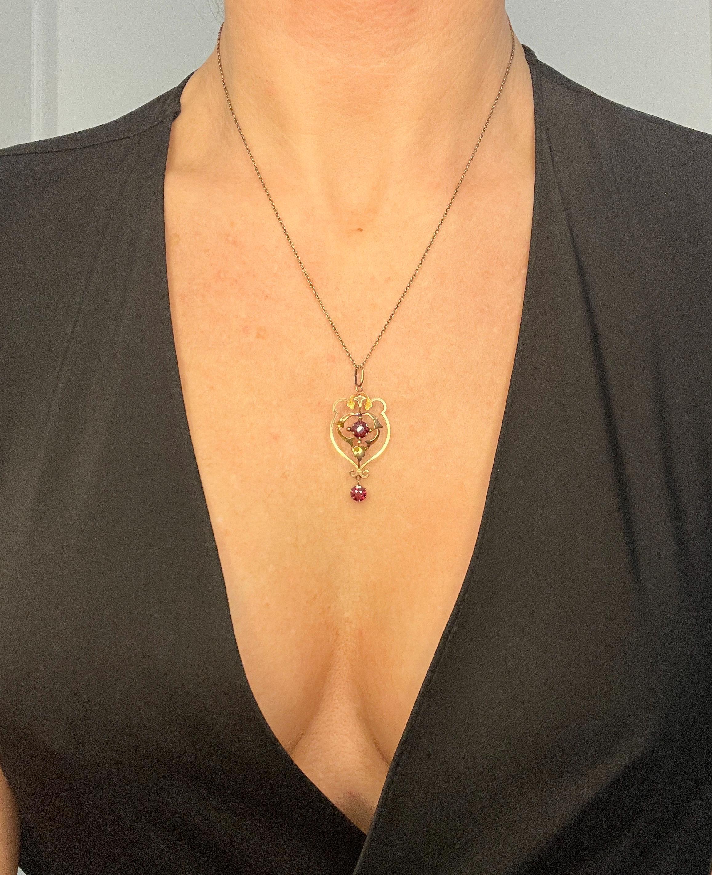Antico ciondolo in oro rosa 9ct con timbro, granato edoardiano in vendita 4