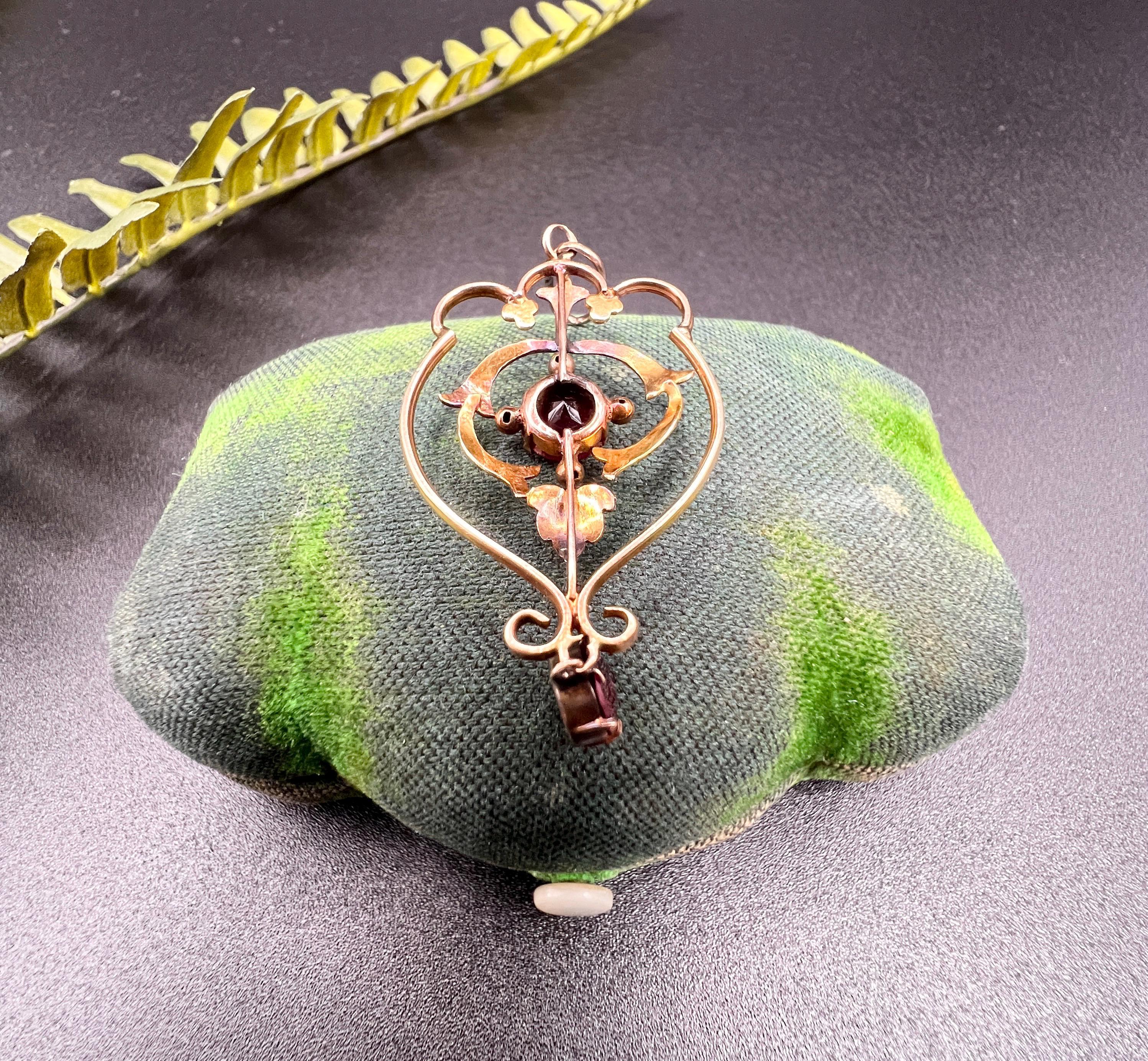 Antico ciondolo in oro rosa 9ct con timbro, granato edoardiano in vendita 2