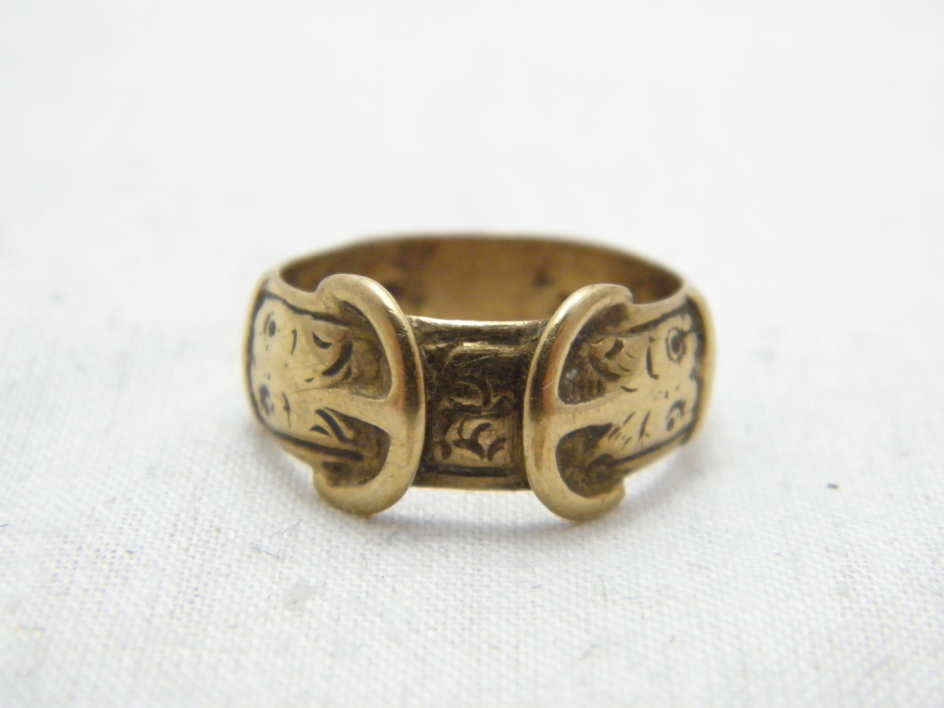 Antique 9ct Rose Gold Thick Buckle Ring 375 Purity 1st World War In Good Condition For Sale In Camelford, GB