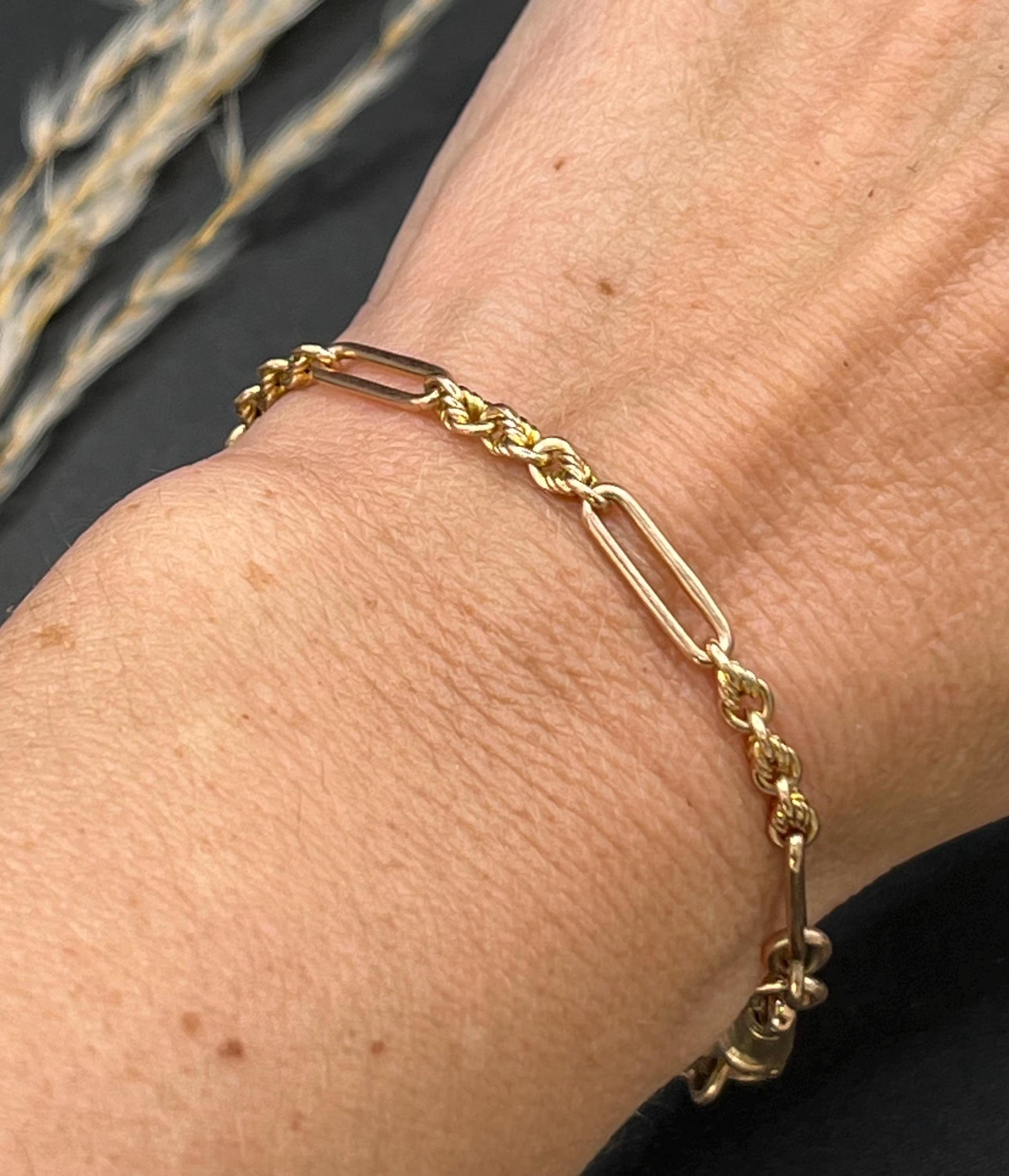 Antike 9ct Rose Gold, viktorianische Fancy Büroklammer & Rope Link T-Bar-Armband im Angebot 5