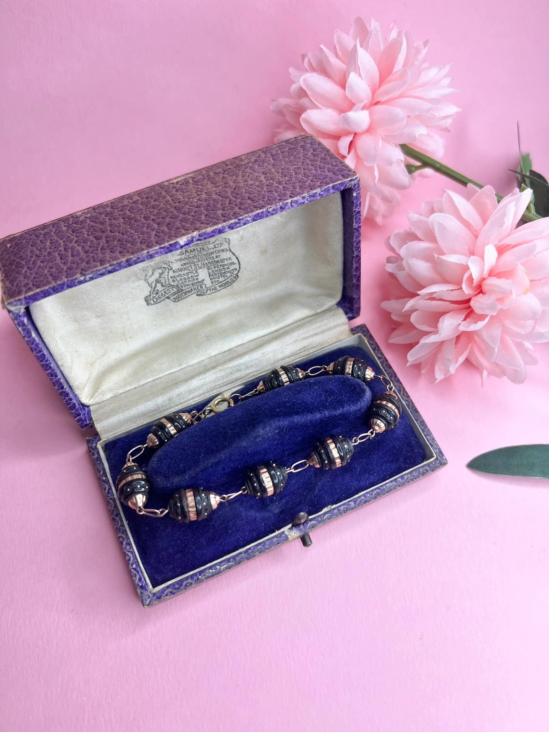 Antique 9ct Rose Gold Victorian Pique Bracelet For Sale 2