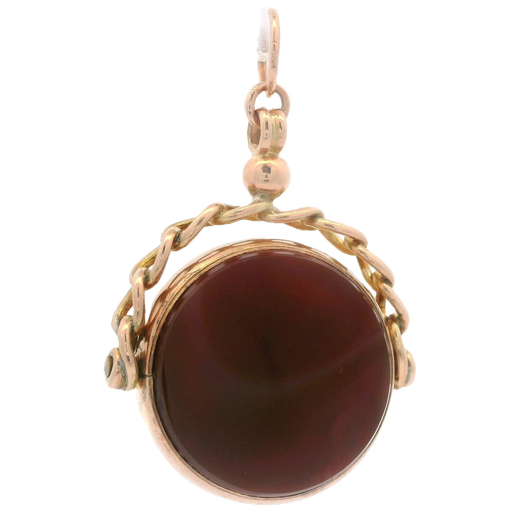 Pendentif ancien en or jaune rosé massif 9 carats avec agate ronde de 20 mm sur le dessus Bon état - En vente à Montclair, NJ