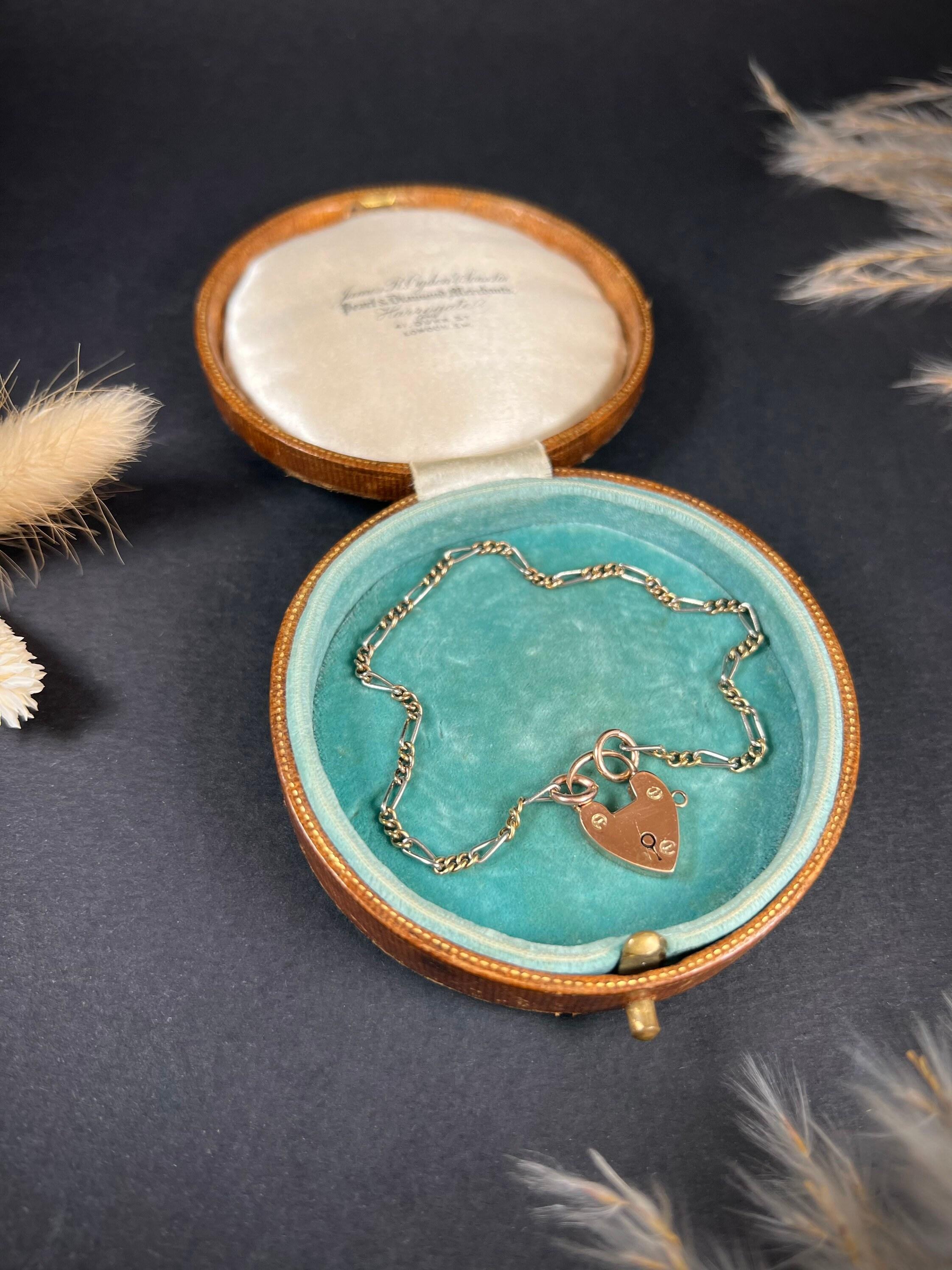Antike 9ct drei Farbe Gold Edwardian Herz Vorhängeschloss Figaro Link-Armband für Damen oder Herren im Angebot
