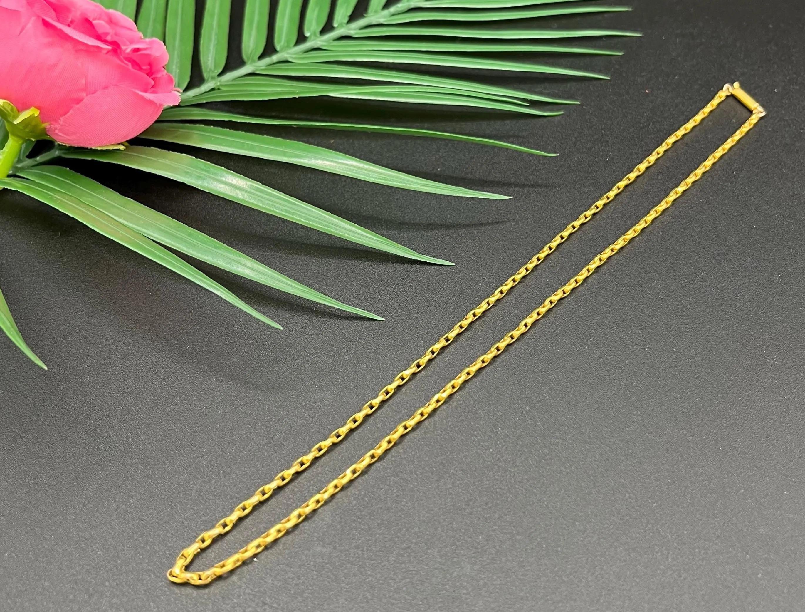 Antiguo oro amarillo de 9 ct , 16 pulgadas Edwardian Faceted Oval Belcher Link Chain en venta 1