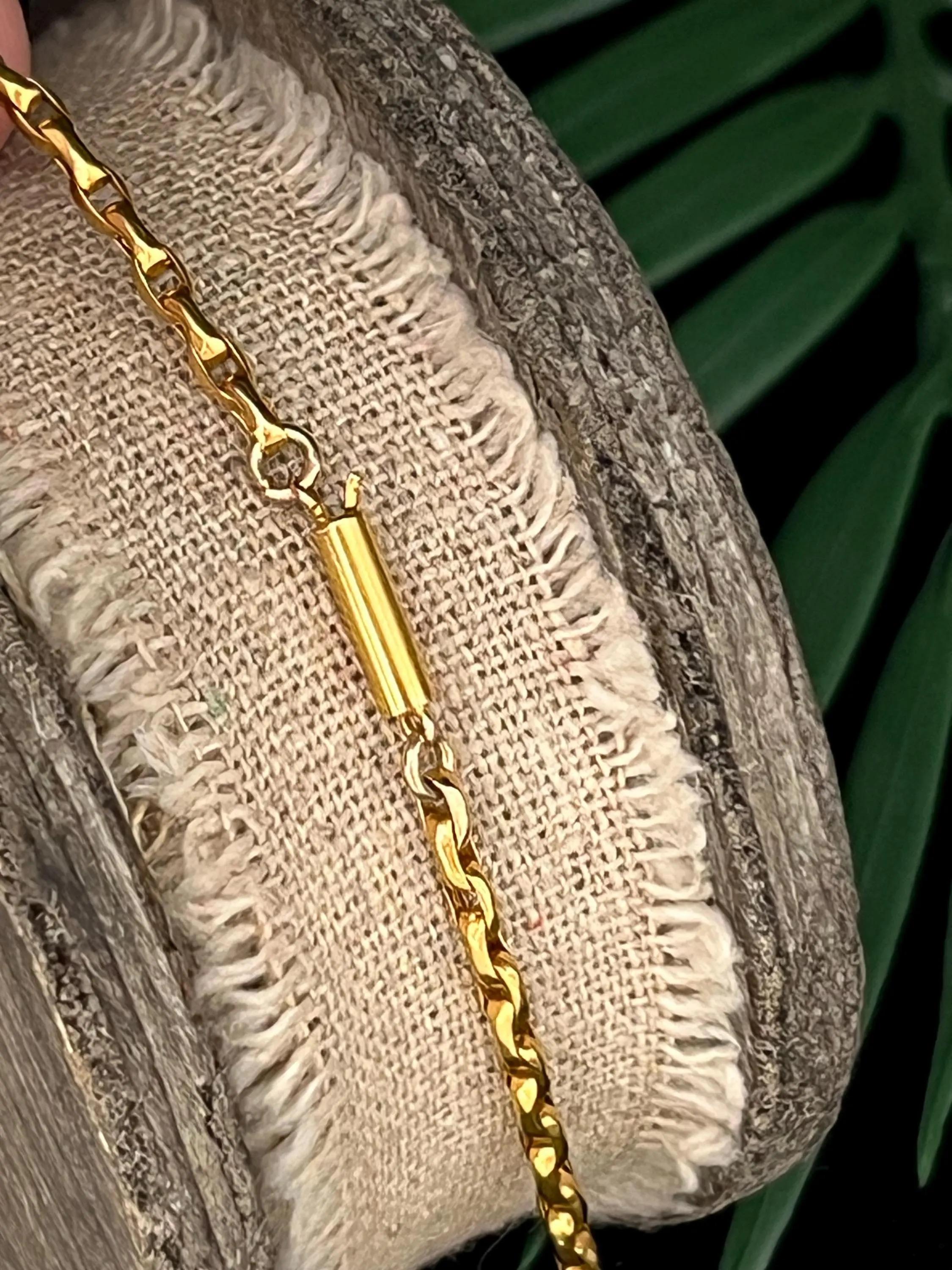 Antiguo oro amarillo de 9 ct , 16 pulgadas Edwardian Faceted Oval Belcher Link Chain en venta 3