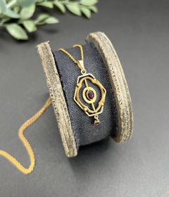 Antique 9ct Yellow Gold, Art Nouveau Garnet Drop Pendant