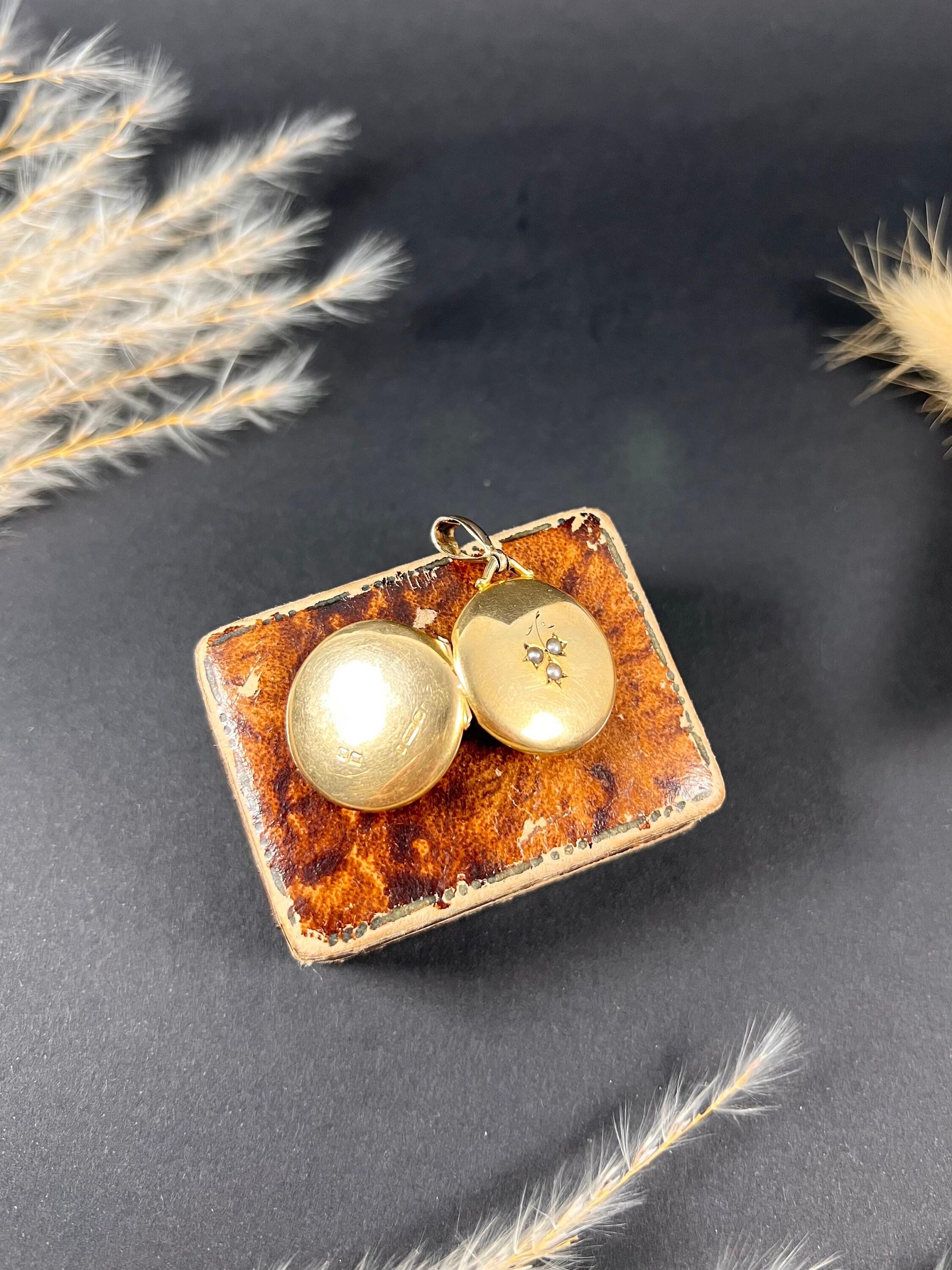 Antico medaglione rotondo in oro giallo 9ct con timbro di Birmingham, fiore di perle edoardiano in vendita 1
