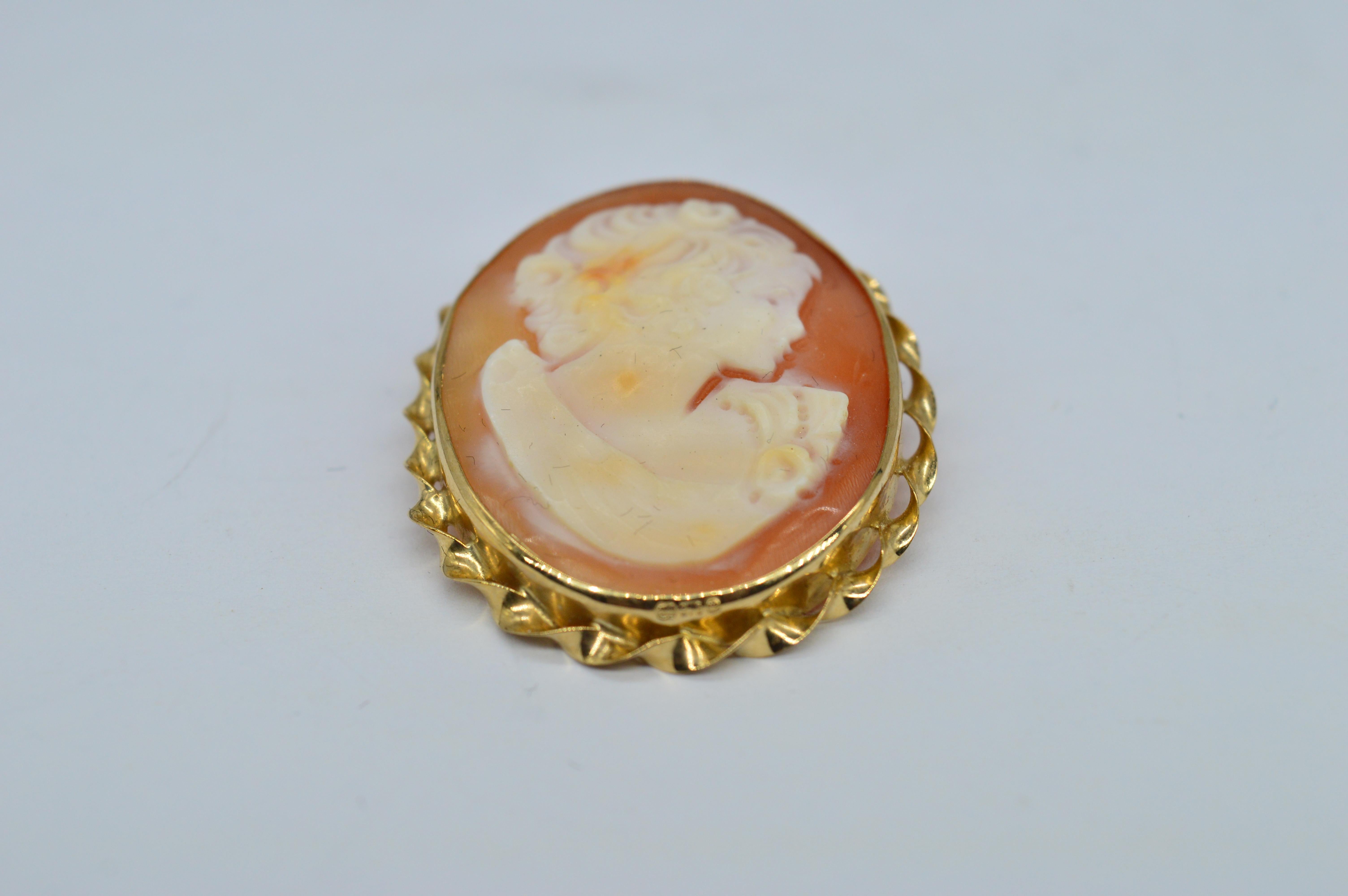 A vintage 9ct gold brooch inset with a shell cameo

The cameo is reminiscent of a Victorian lady

We have sold to the set of Hit shows like Peaky Blinders and Outlander as well as to Buckingham Palace so our items are truly fit for royalty.

Through