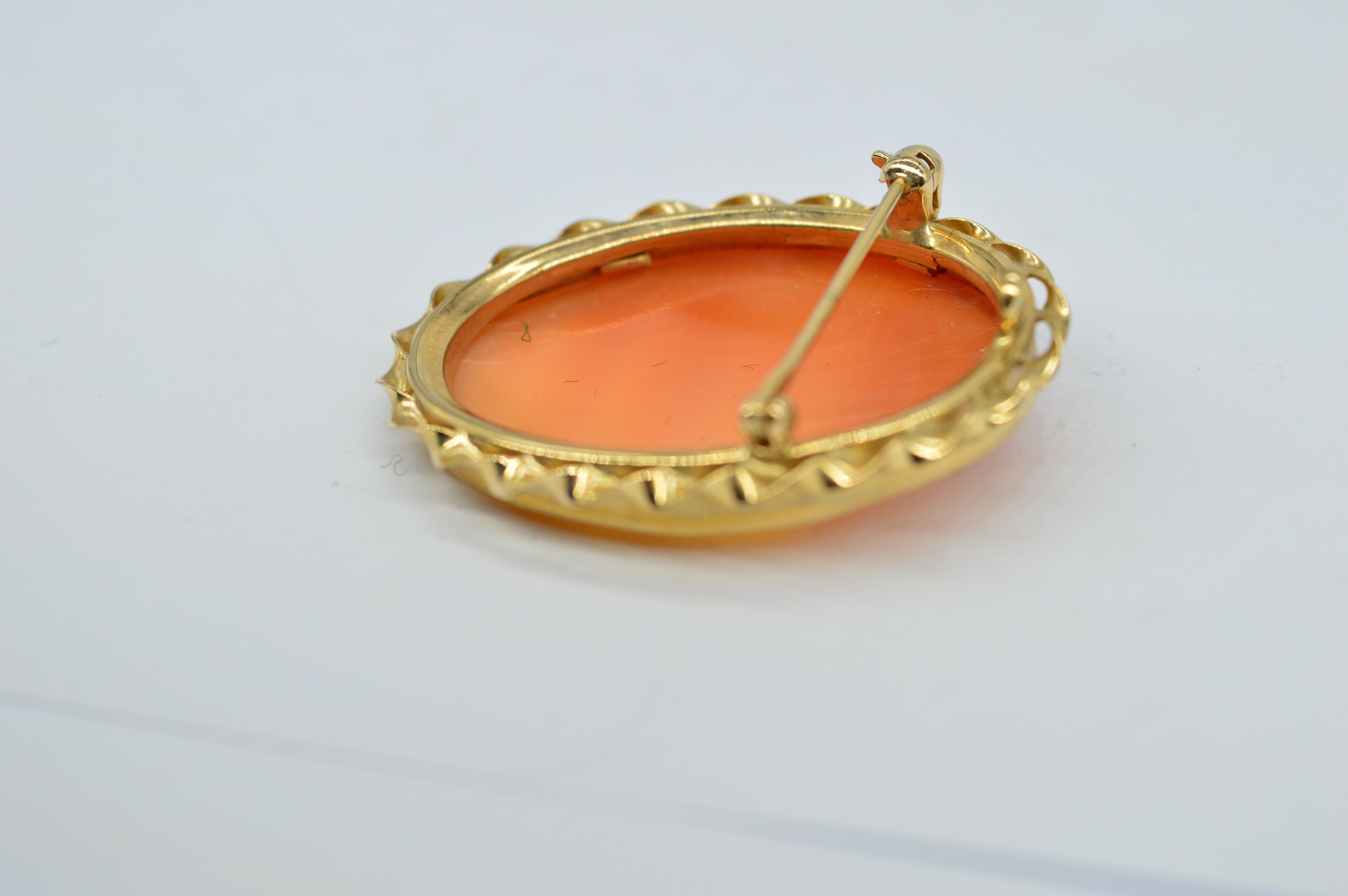 Antique 9ct Yellow Gold Cameo Shell Victorian Present Statement Brooch Pendant For Sale 2