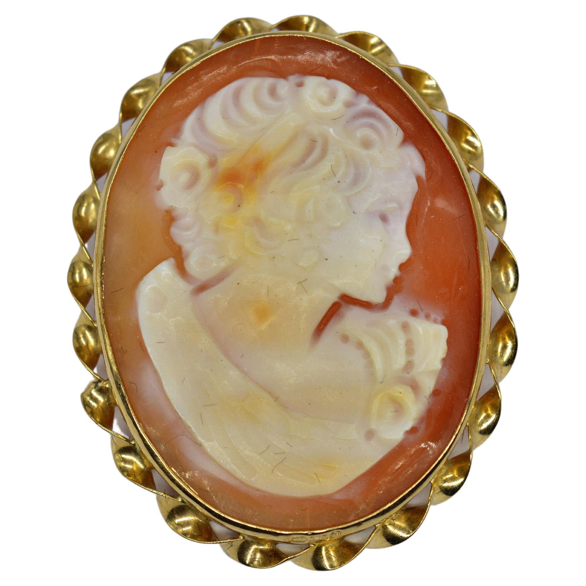 Antique 9ct Yellow Gold Cameo Shell Victorian Present Statement Brooch Pendant For Sale