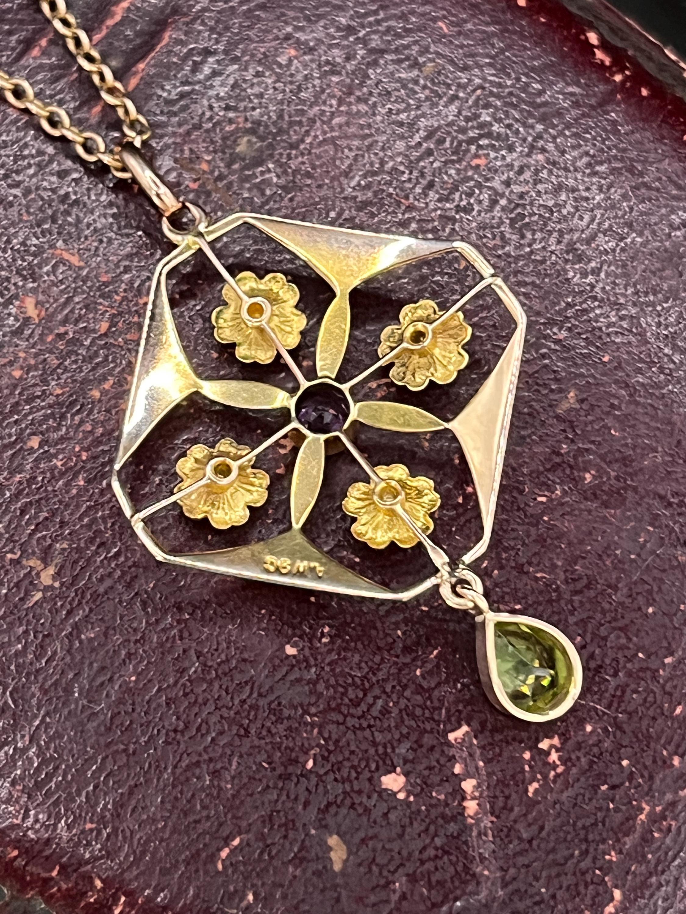 Antique 9ct Yellow Gold, Edwardian Amethyst, Pearl & Peridot Suffragette Pendent For Sale 6