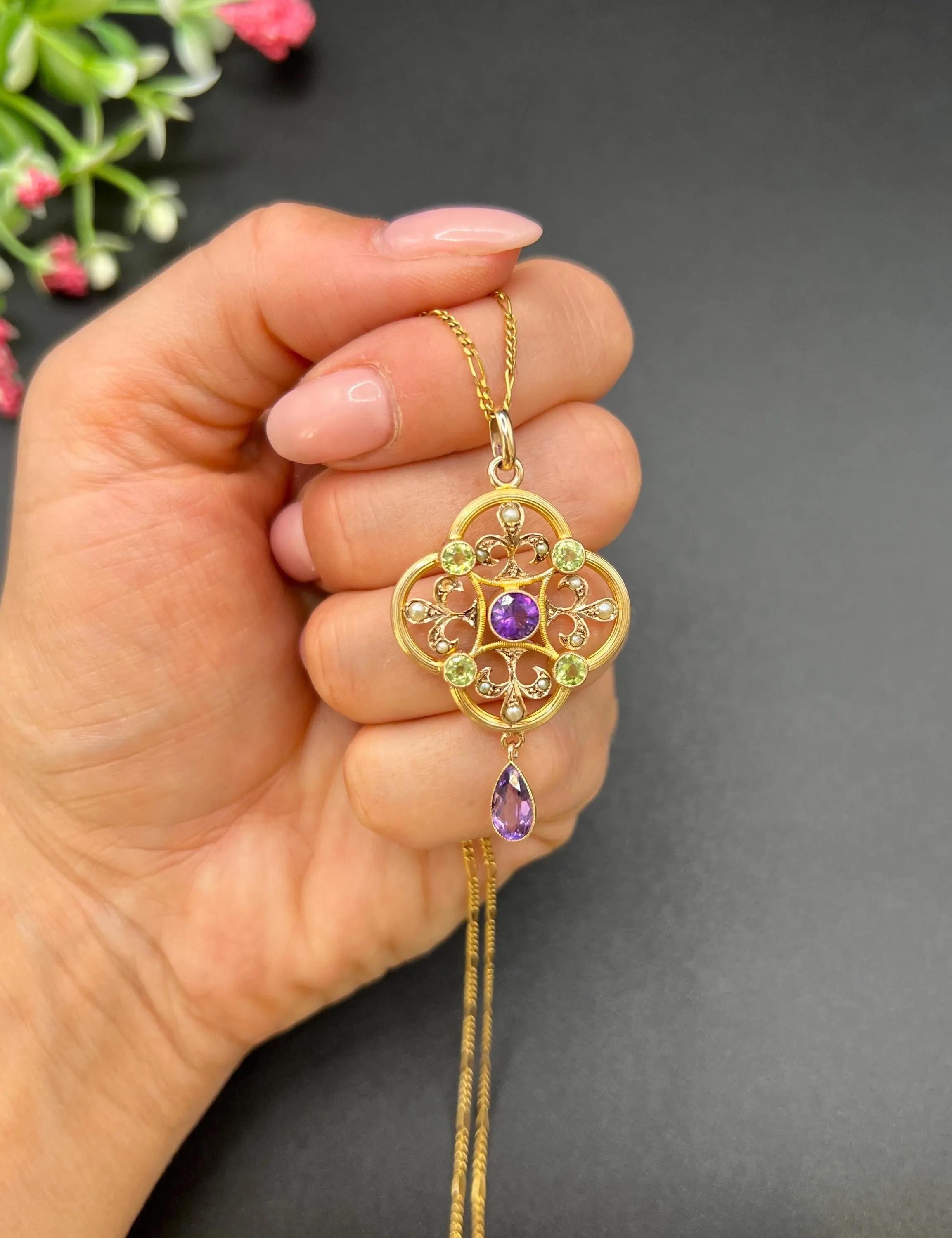 Antique Suffragette Pendant

9ct Gold

Circa 1910 

* The chain is sold separately

This exquisite 9ct yellow gold pendant is a stunning homage to the Suffragette movement, crafted during the Edwardian era. Featuring a delicate four-leaf clover