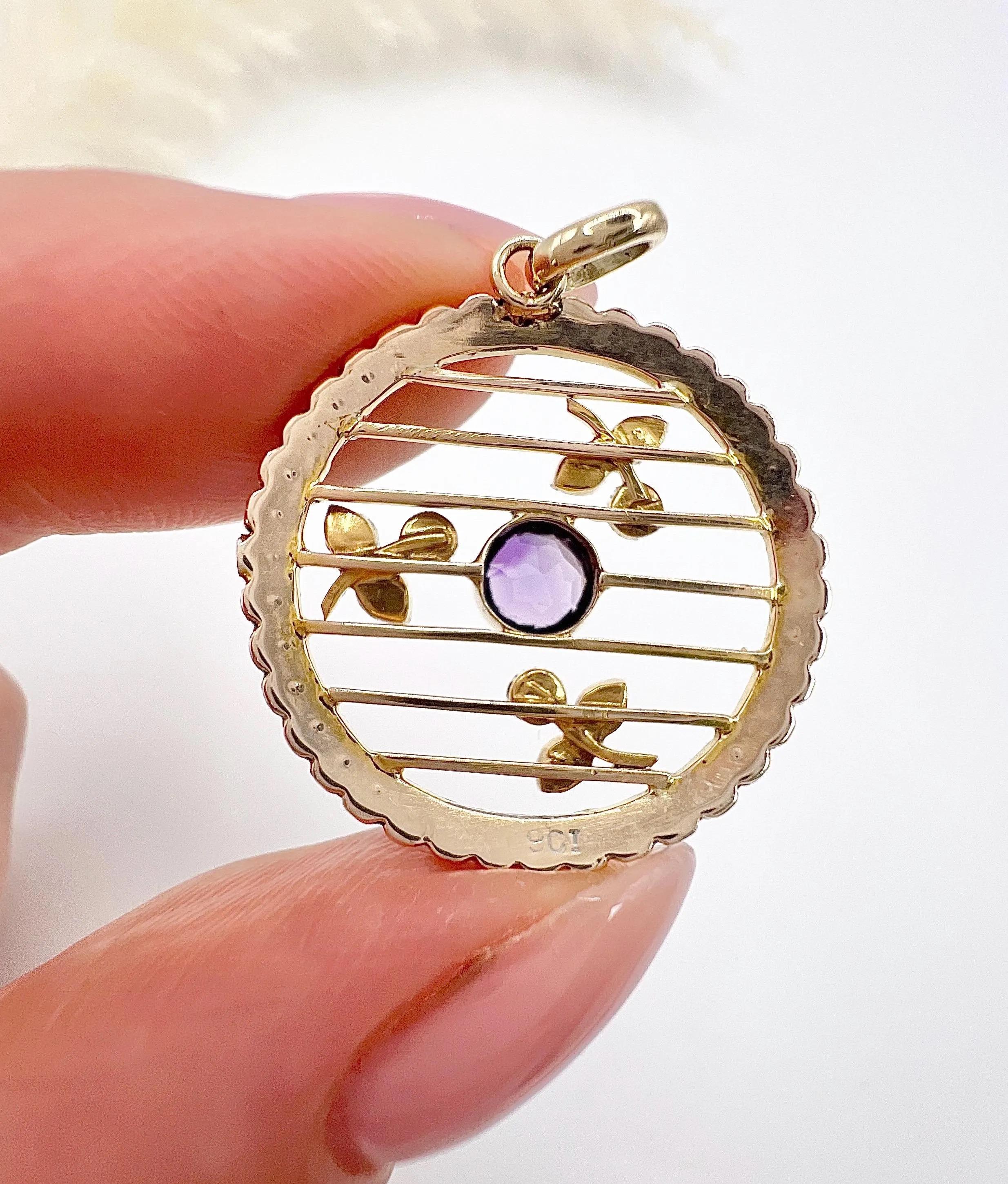 Taille ronde Pendentif circulaire ancien en or jaune 9 carats, améthyste édouardienne et perles de rocaille en vente