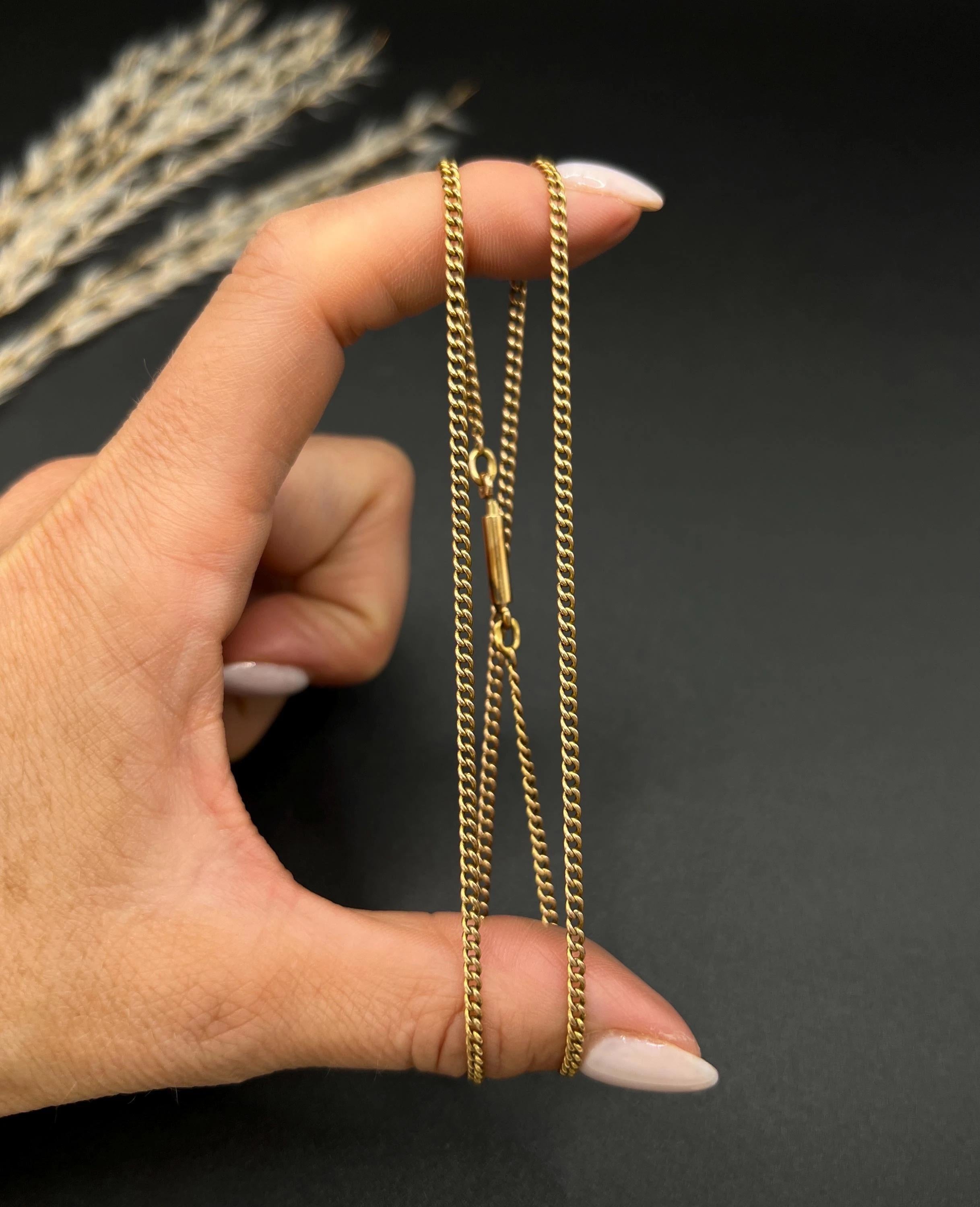 Women's or Men's Antique 9ct Yellow Gold, Edwardian Curb Link 18.5 Inch Chain with Barrel Clasp For Sale