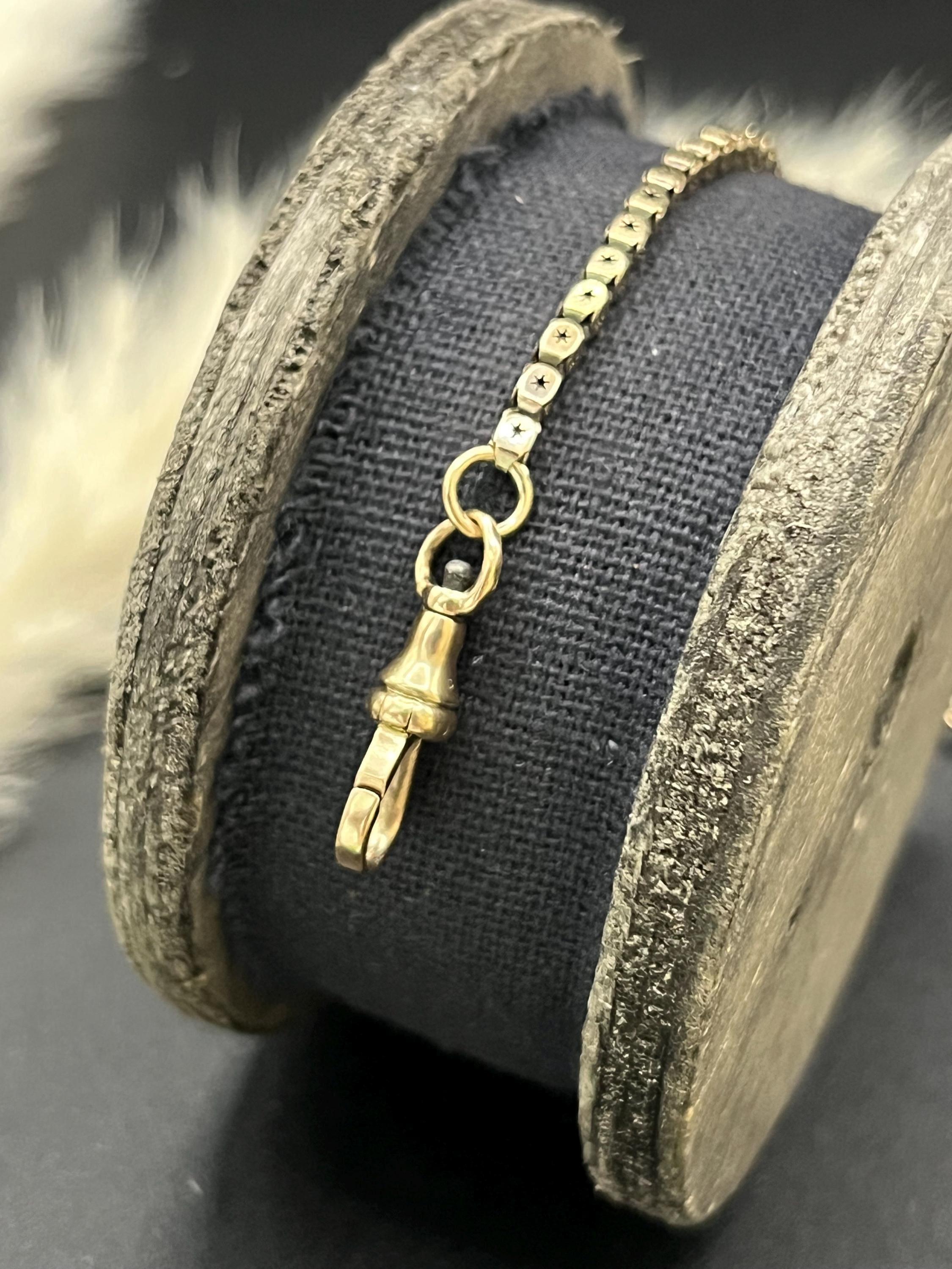 Antiguo brazalete eduardiano de eslabones cuadrados de oro amarillo de 9 ct, circa 1900 en venta 3
