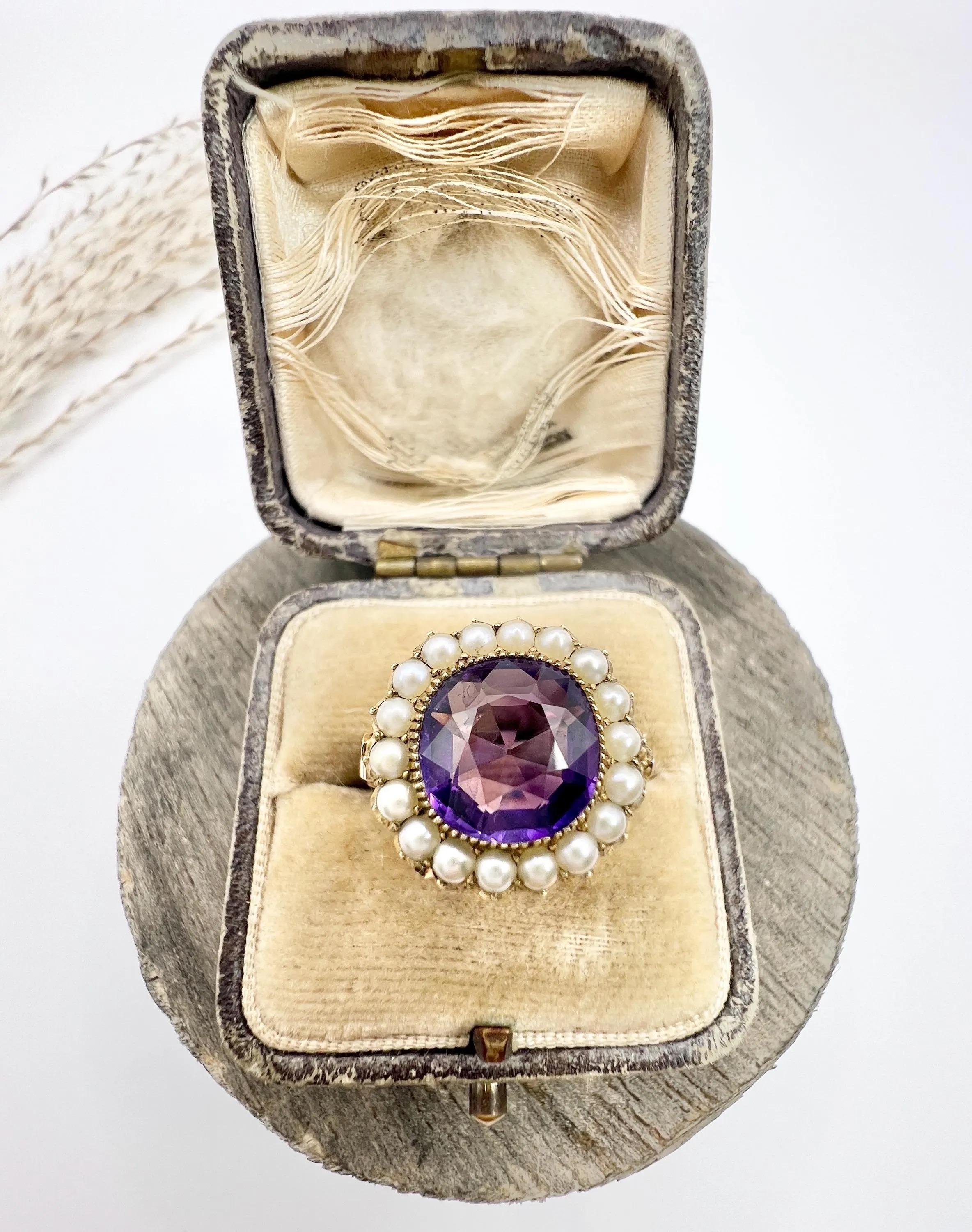 Antique 9ct Yellow Gold, Edwardian Round Amethyst & Seed Pearl Cluster Ring For Sale 5
