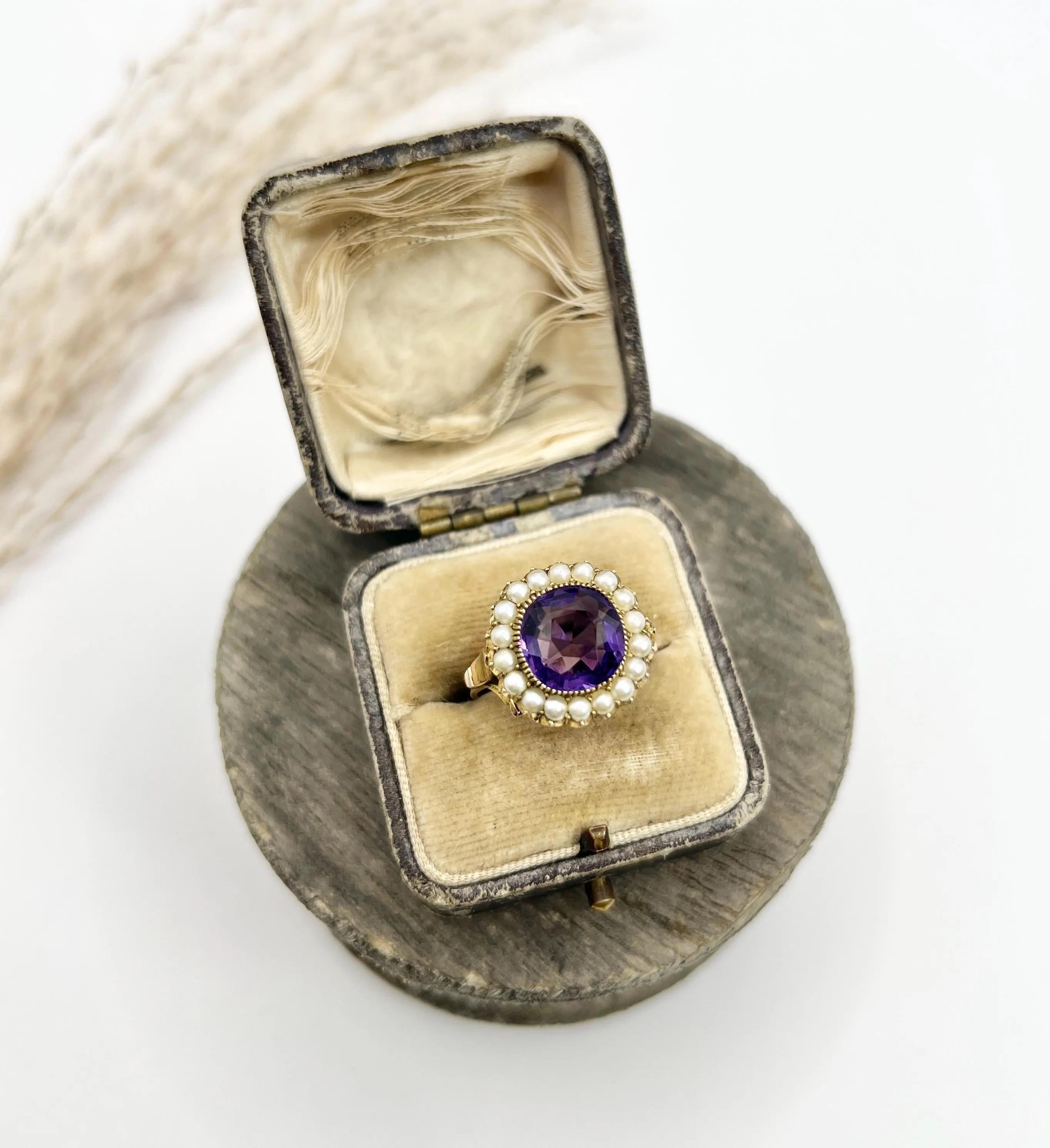 Antique 9ct Yellow Gold, Edwardian Round Amethyst & Seed Pearl Cluster Ring For Sale 1