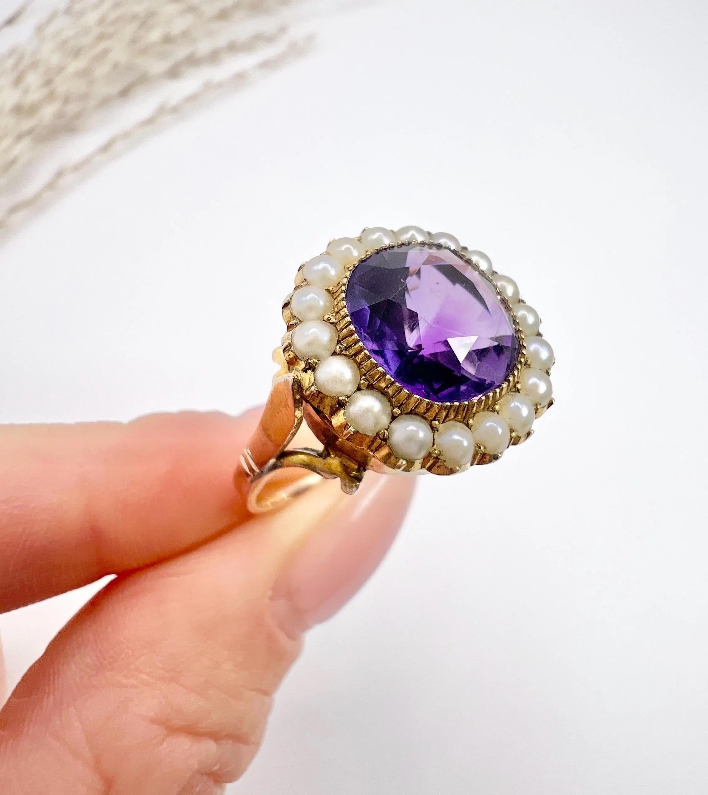 Antique 9ct Yellow Gold, Edwardian Round Amethyst & Seed Pearl Cluster Ring For Sale 3