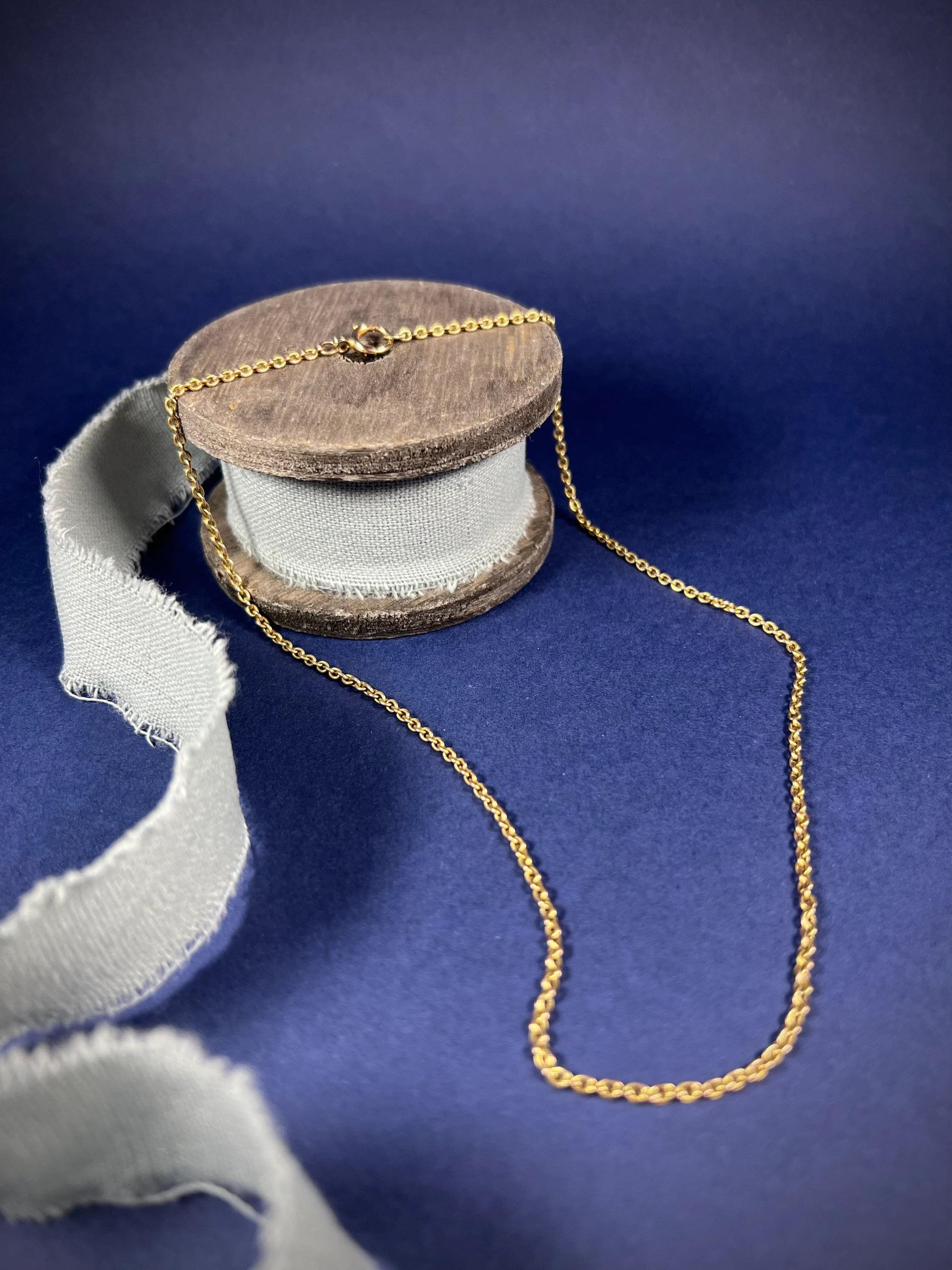 Chaîne à maillons ancienne en or jaune 9 carats Unisexe en vente