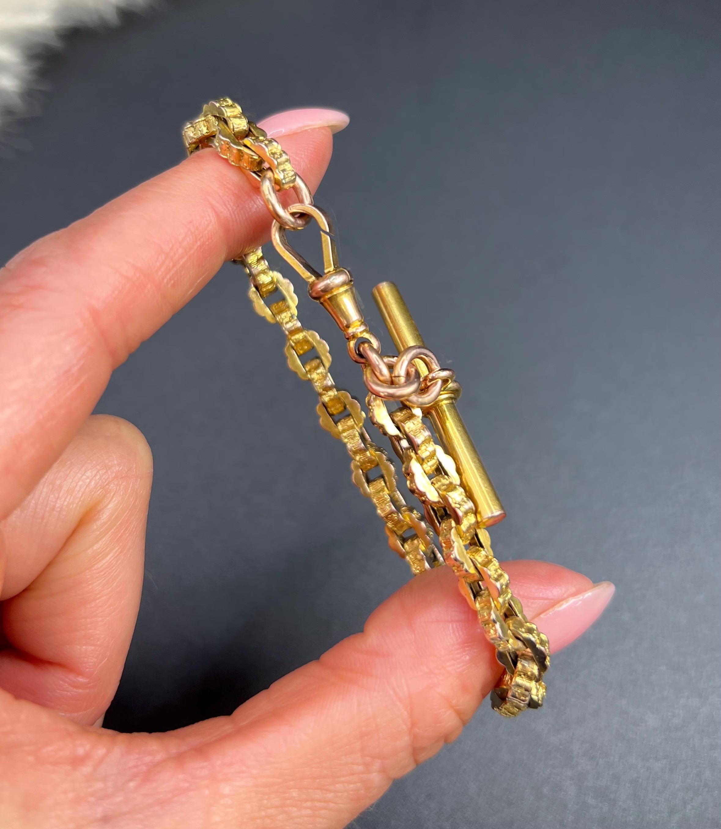 Vittoriano Antique 9ct Yellow Gold Victorian Fancy Link Albert Bracelet with Swivel & T Bar in vendita