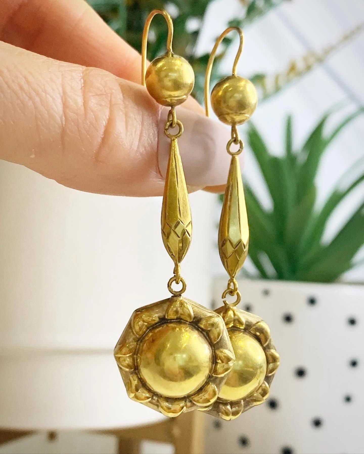 Antiquités - Pendants d'oreilles en or jaune 9ct, Victorien Tudor Rose Antiques Unisexe en vente