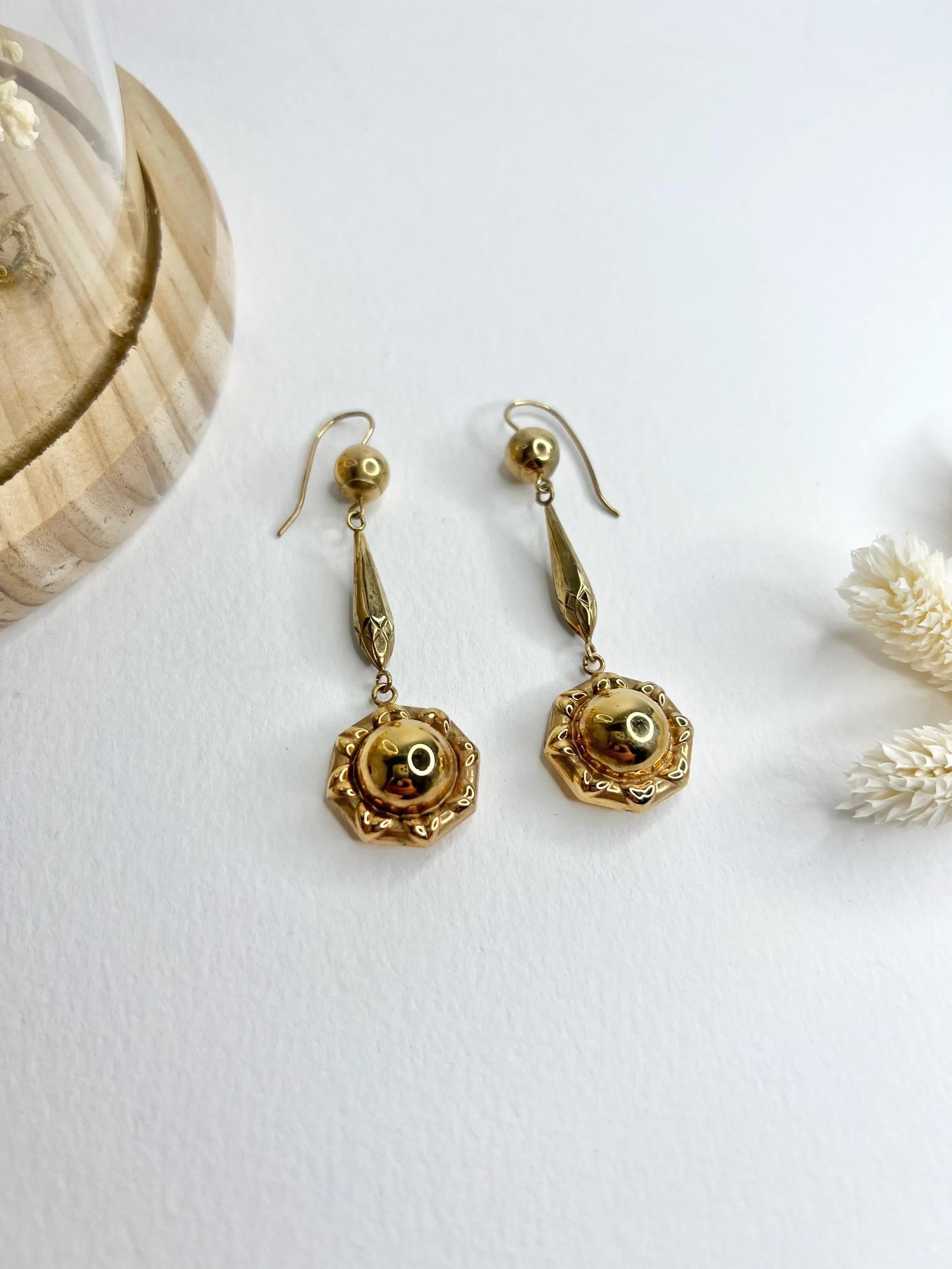 Antiquités - Pendants d'oreilles en or jaune 9ct, Victorien Tudor Rose Antiques en vente 4