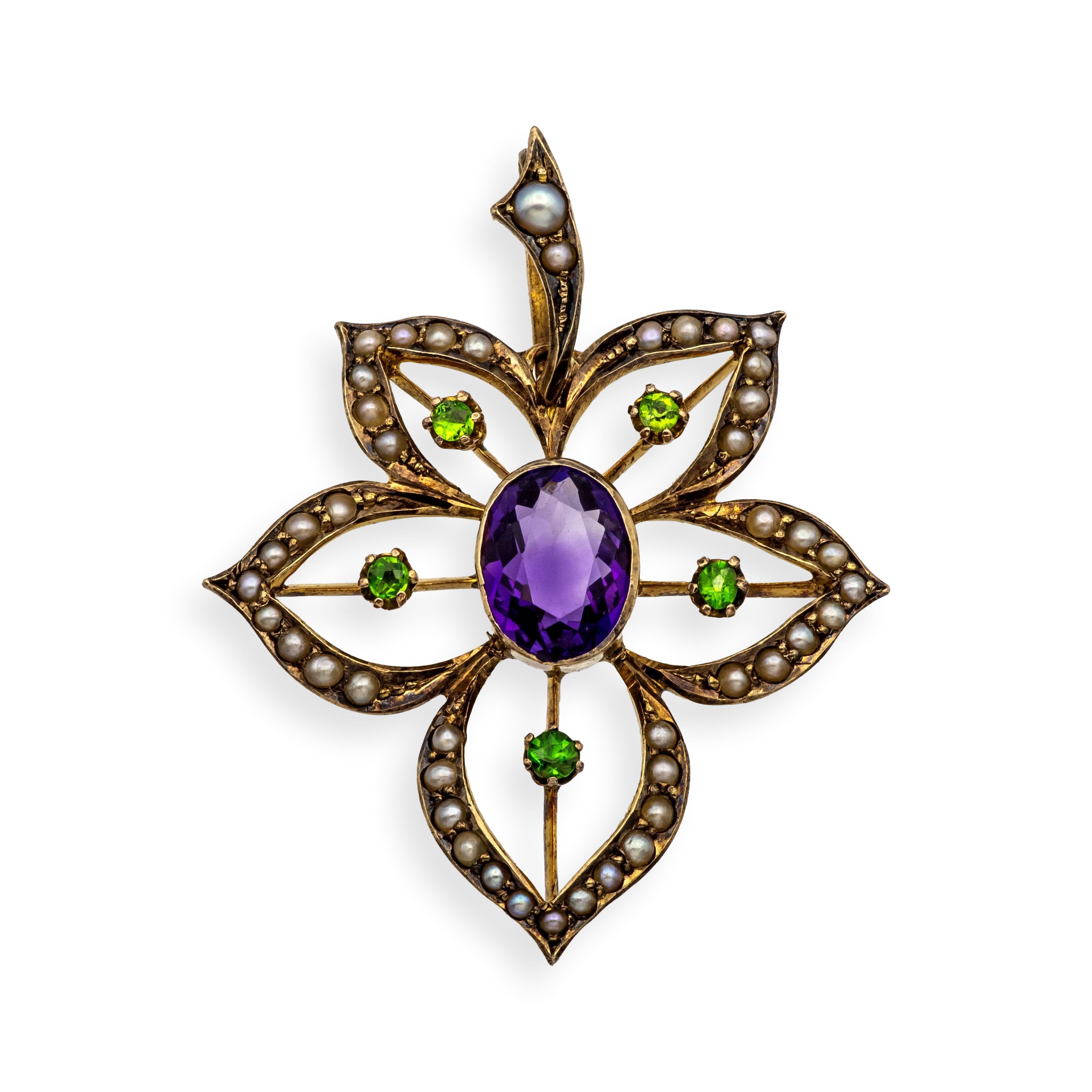 Antique 9K Art Nouveau Demantoid Garnet Amethyst Seed Pearl Pendant Ca. 1905 en vente 2