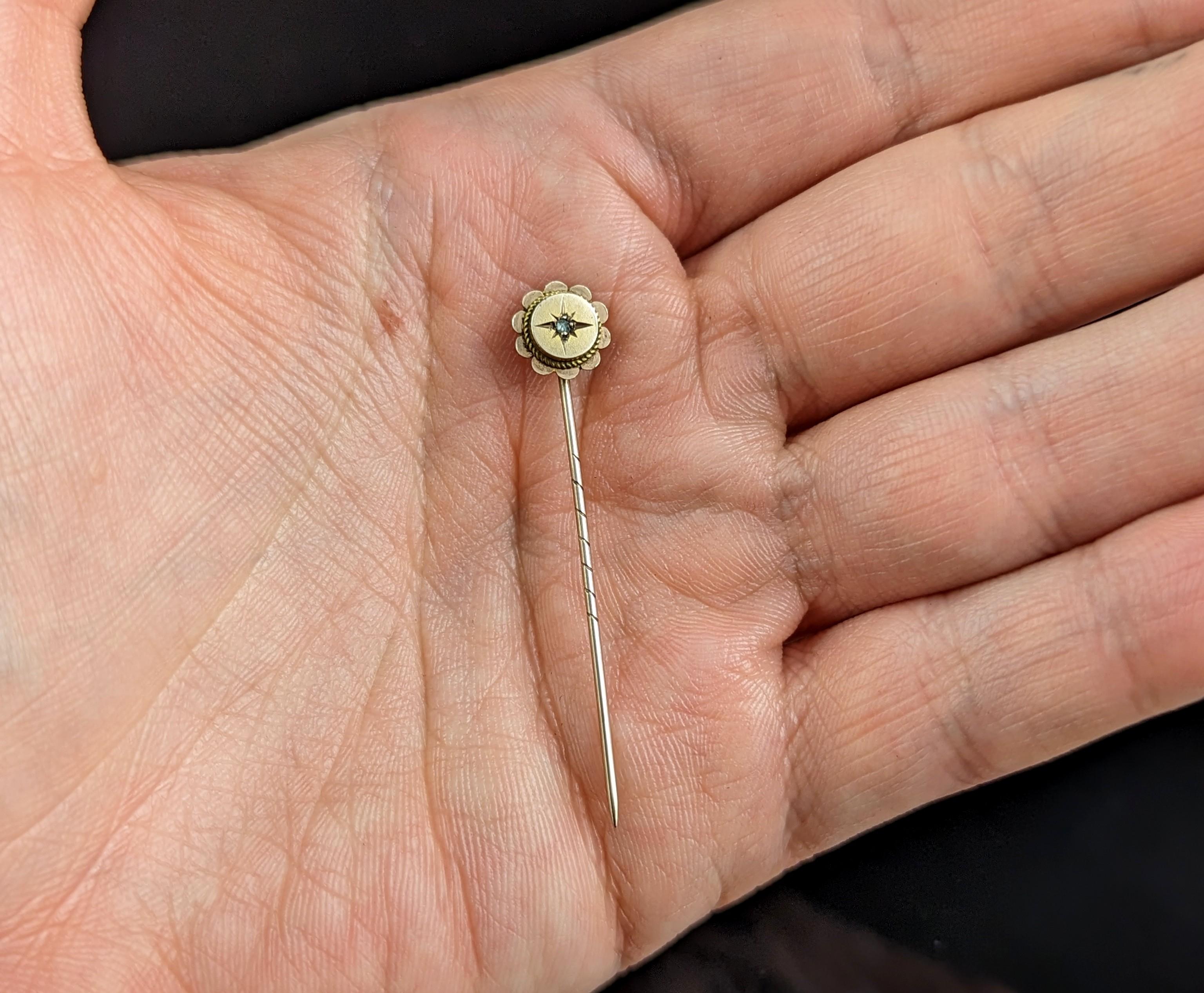 Antique 9k gold and diamond stick pin, Gypsy set, star  5