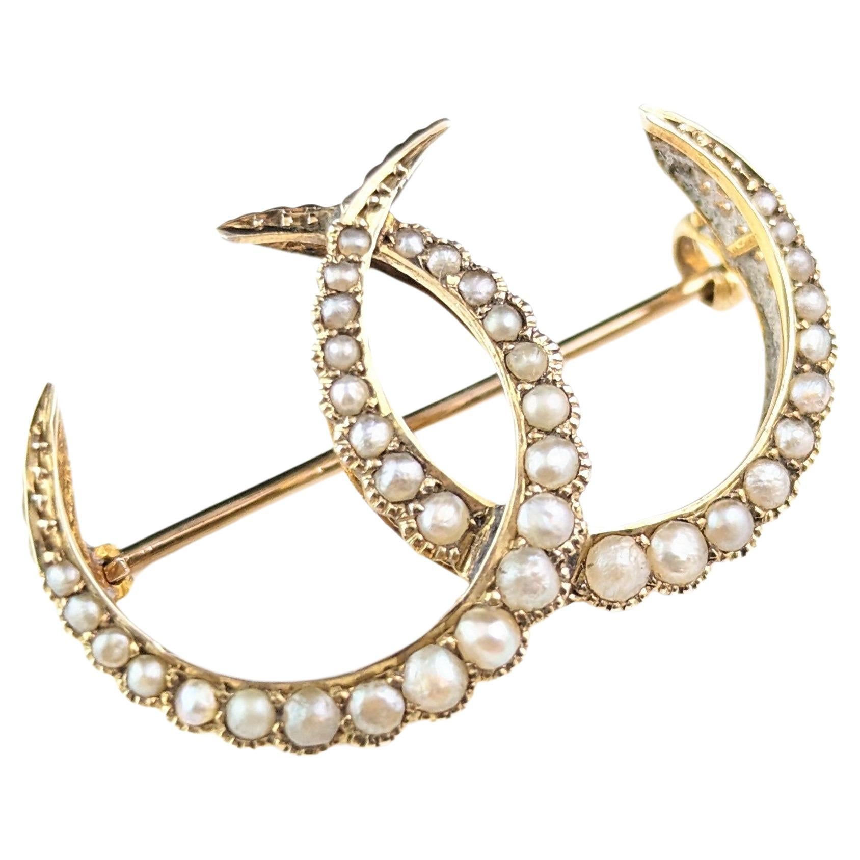 Antique 9k gold and Pearl Double Crescent Moon brooch, Murrle Bennett  For Sale