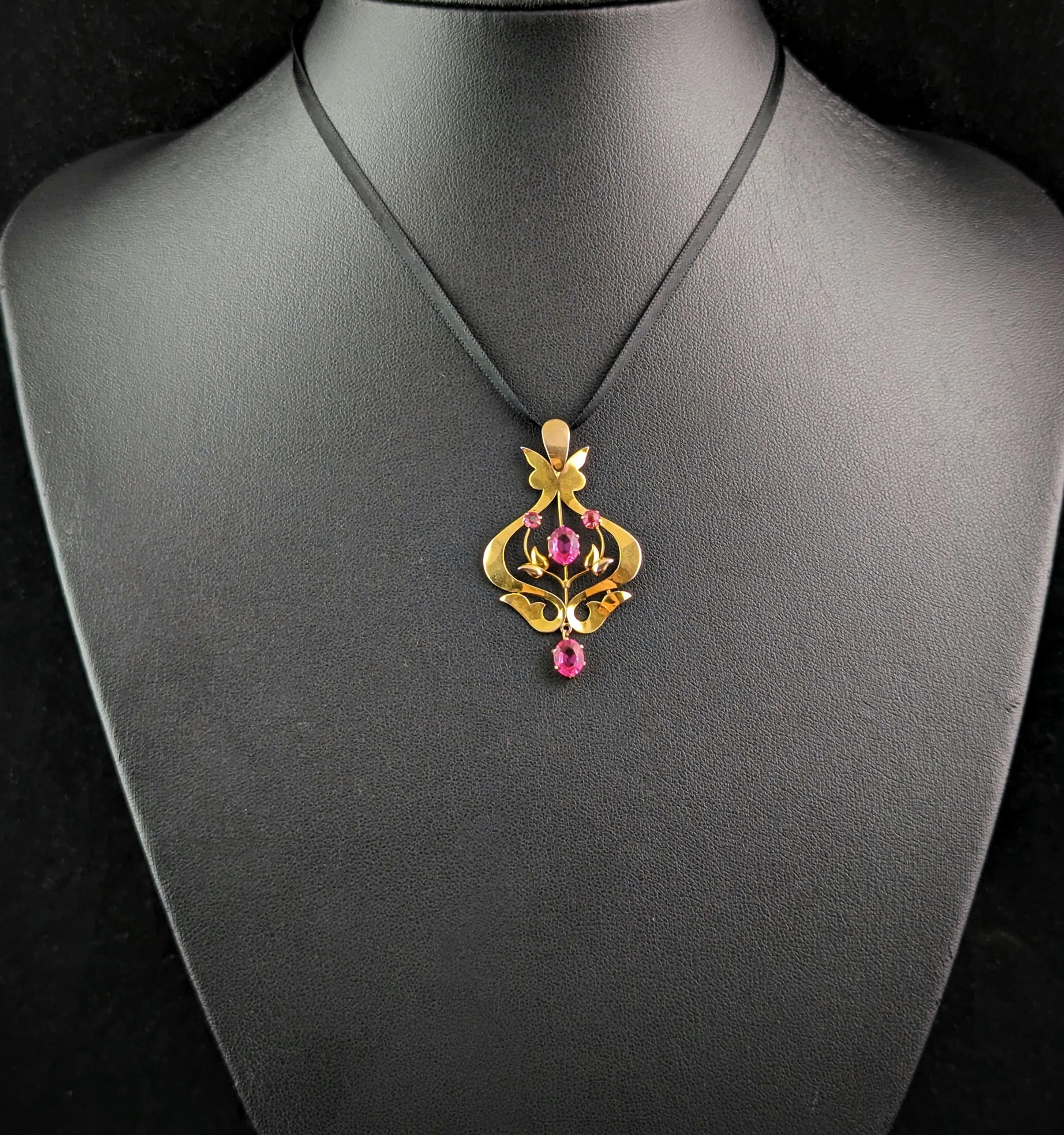 Women's Antique 9k gold and Pink paste pendant, Art Nouveau  For Sale