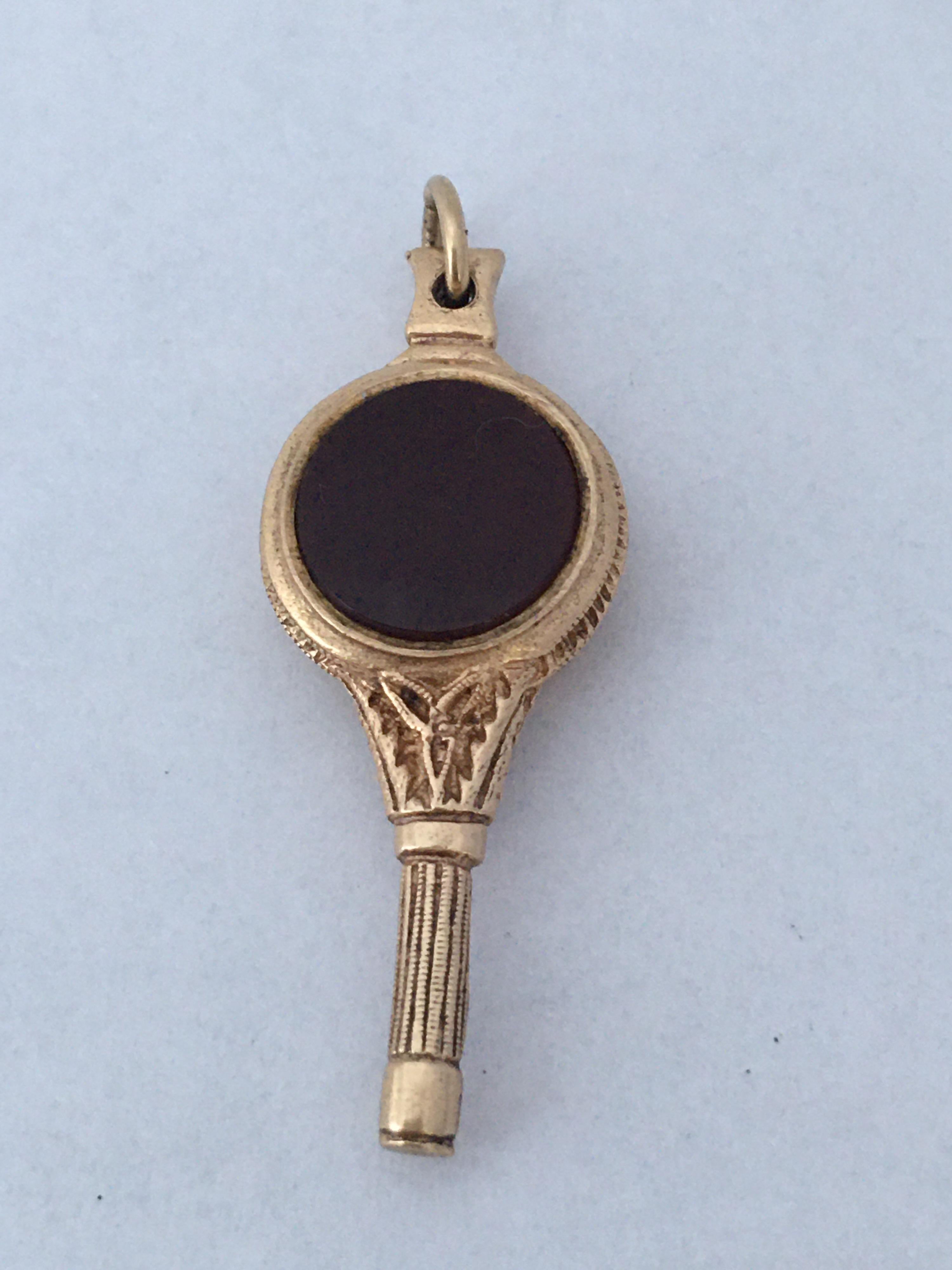 This beautiful antique ornate gold piece measured 33mm long and weigh 4.4 grams. This piece is in pre-owned condition with visible wear and has aged with also a bit bend on the bottom as shown.