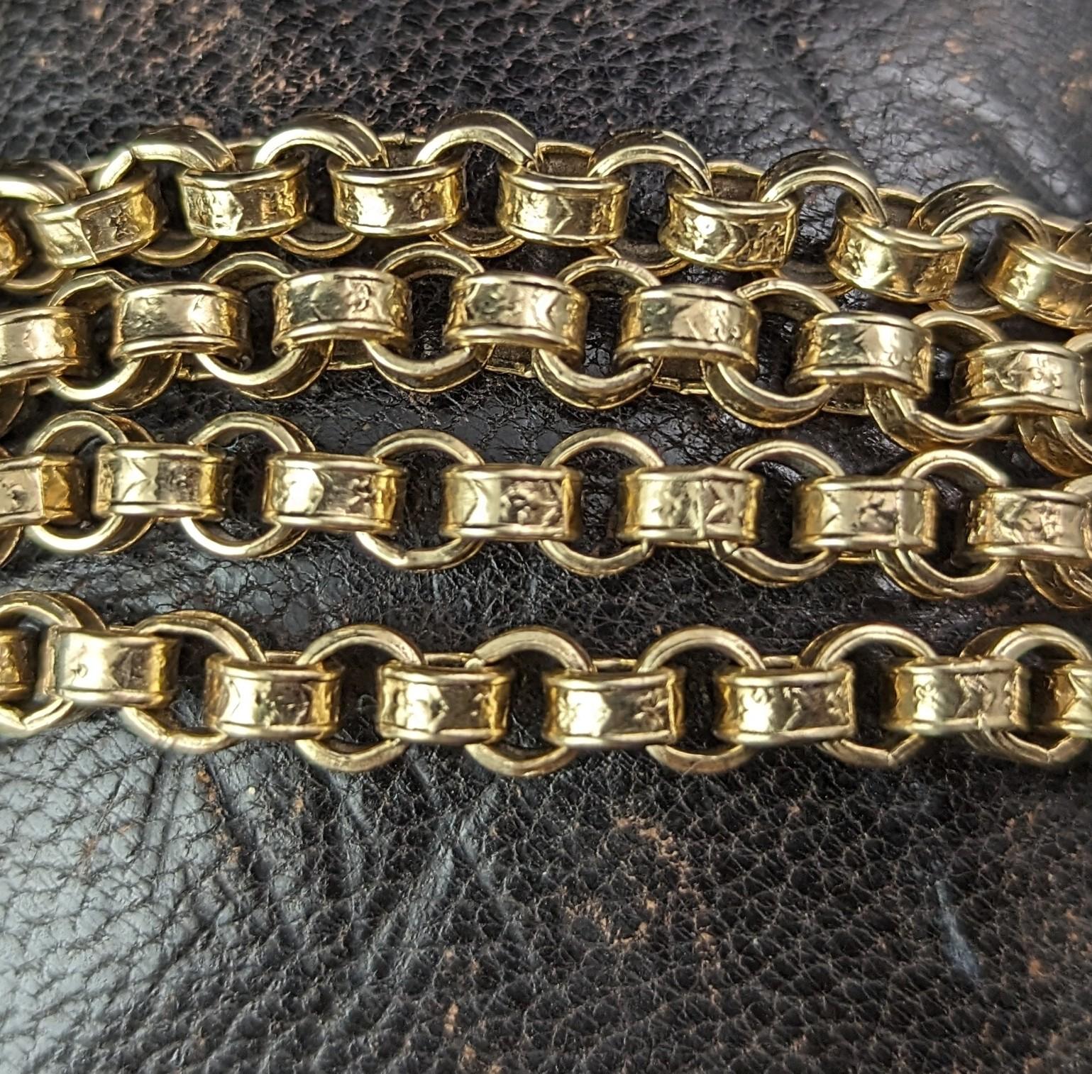 Antique 9k gold chunky rolo link chain necklace, Victorian, Forget me not  In Good Condition For Sale In NEWARK, GB