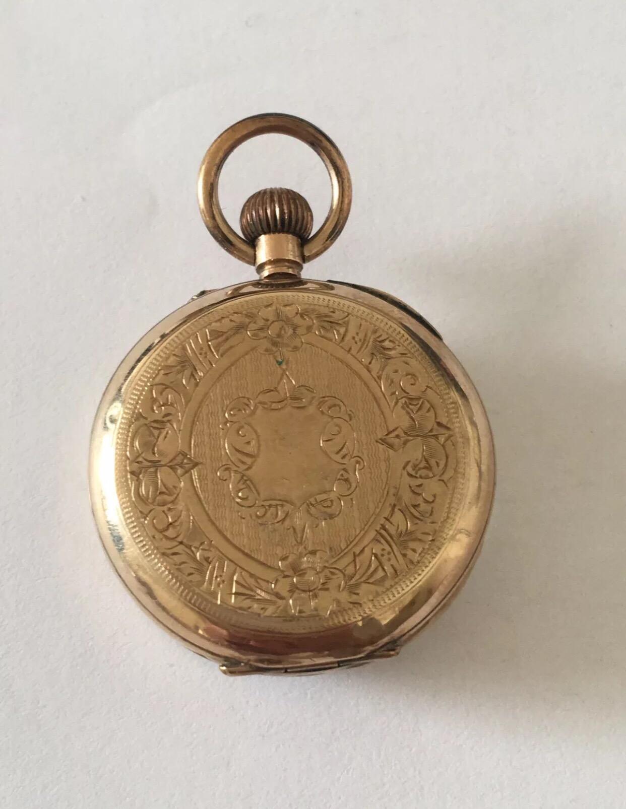 
Antique 9K Gold Small Pocket / Fob Watch. 

This Beautifully Engraved 9K Gold cased pocket watch is in good working condition and it is ticking nicely. 