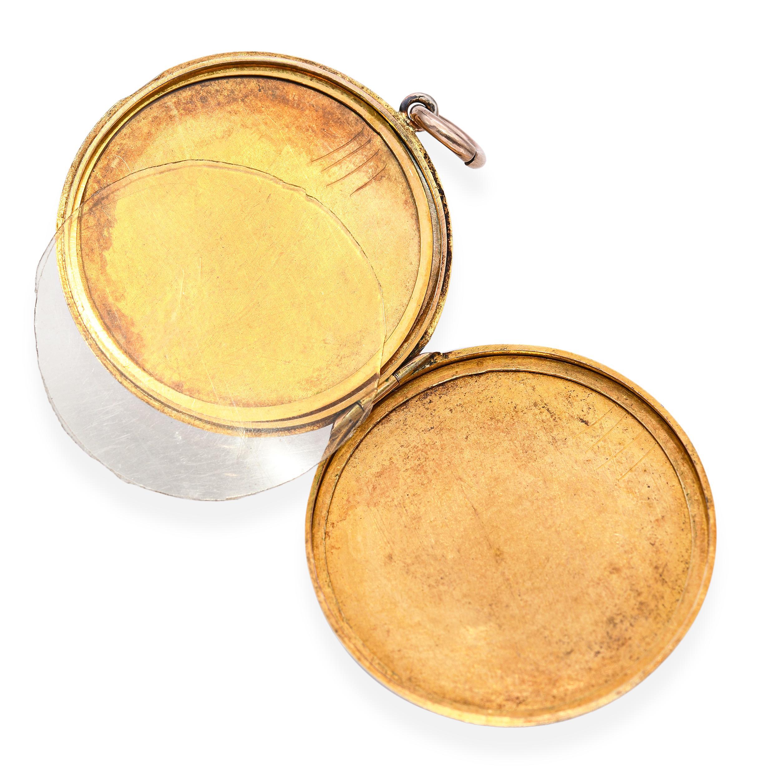 Women's Antique 9k Gold Irish Harp Enamel Quis Separabit Crest Locket Pendant For Sale