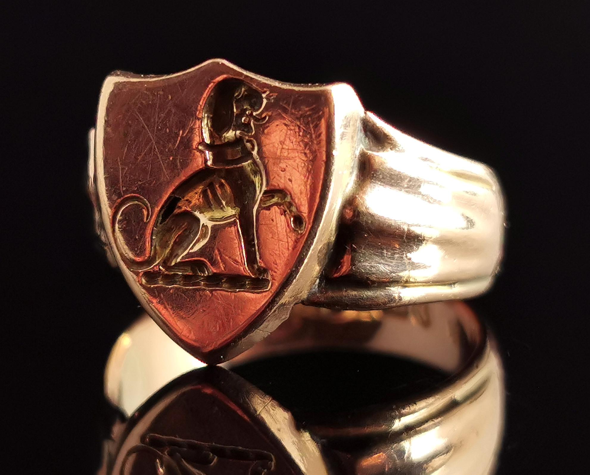 Antique 9k Gold Lion Signet Ring, Shield Shaped 3