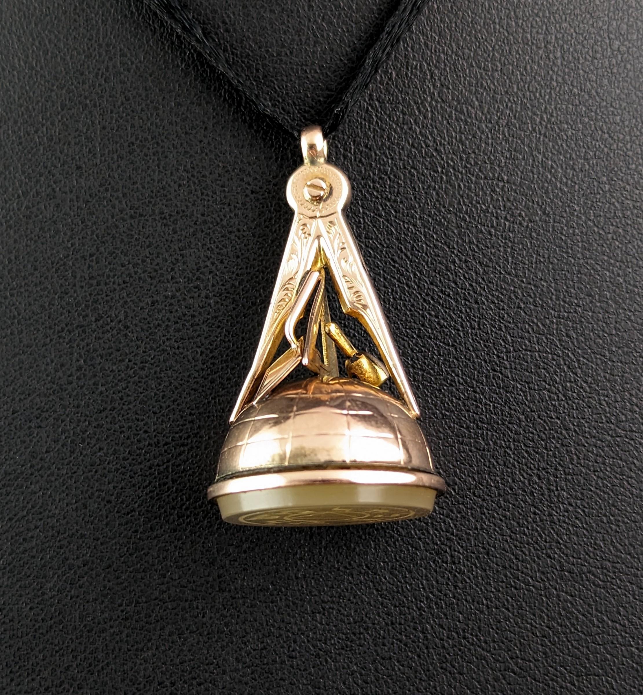 Antique 9k gold Masonic seal fob pendant, chalcedony  1