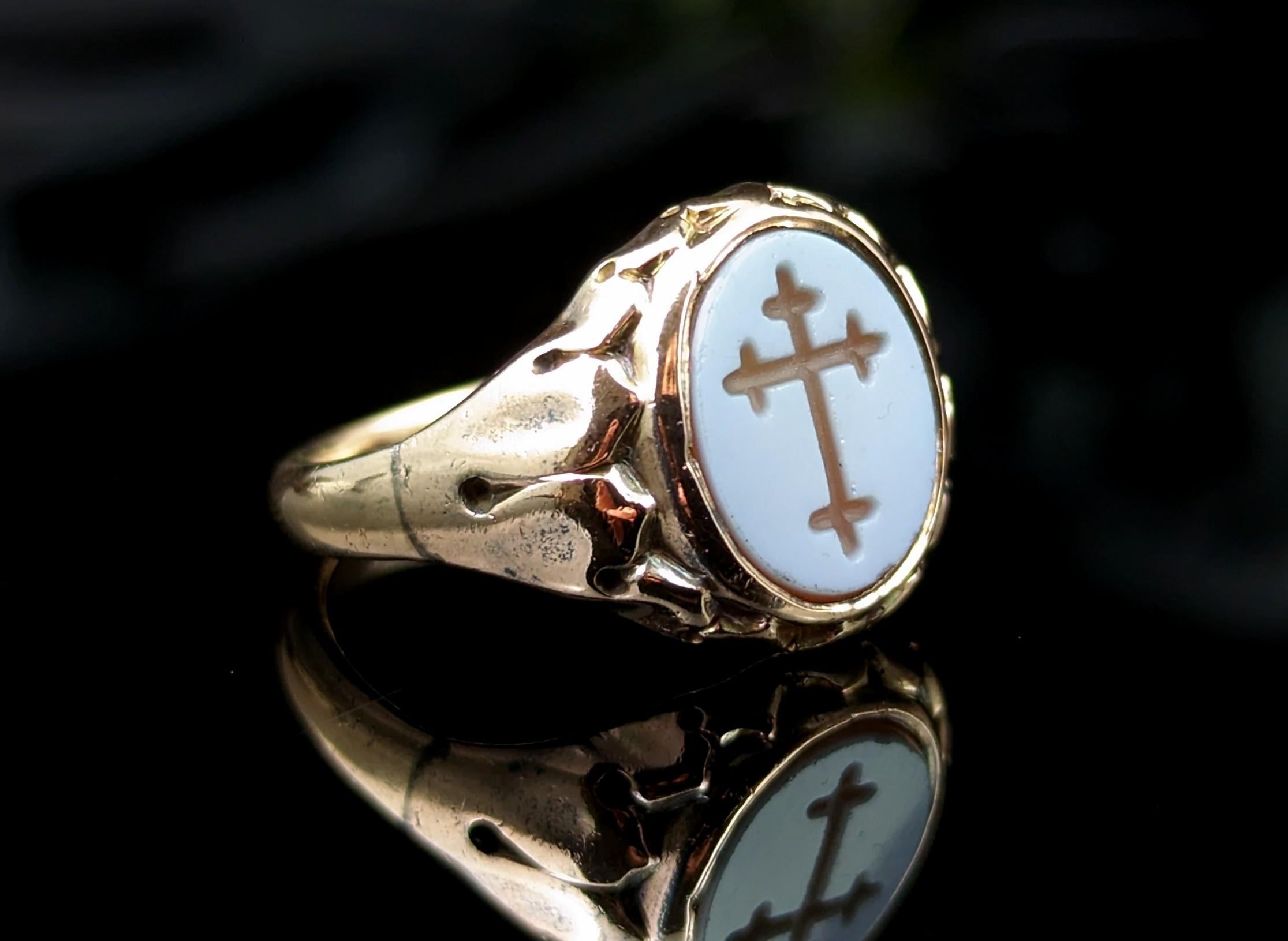 Women's or Men's Antique 9k Gold Sardonyx Signet Ring, Cross, Victorian