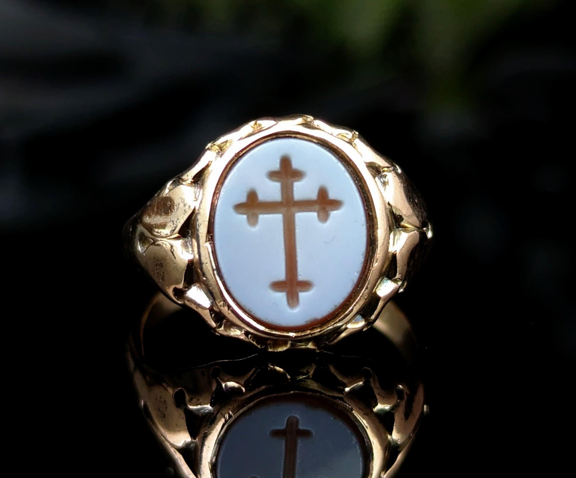 Antique 9k Gold Sardonyx Signet Ring, Cross, Victorian 1