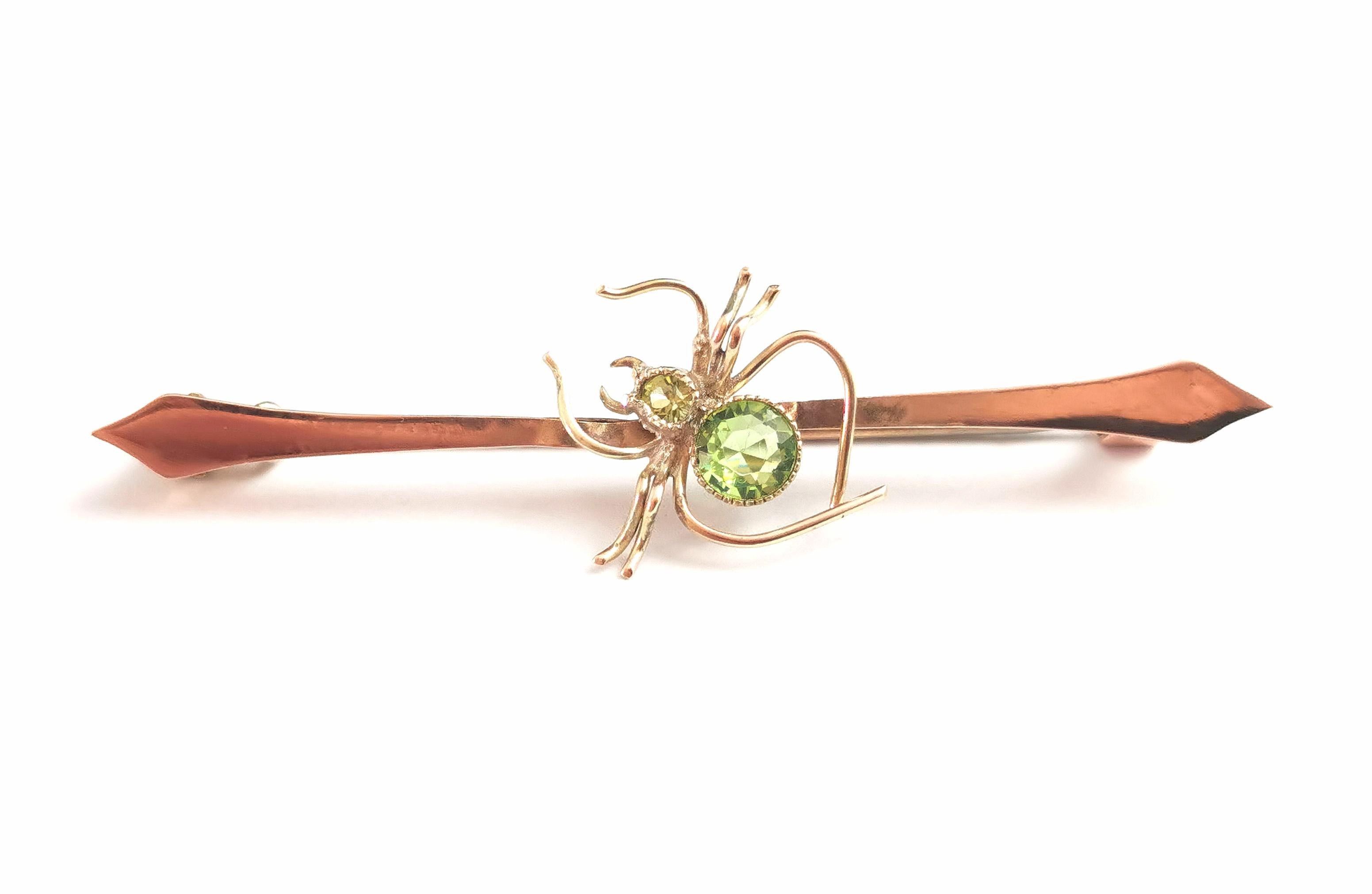 Antique 9k Gold Spider Brooch, Peridot and Paste For Sale 5