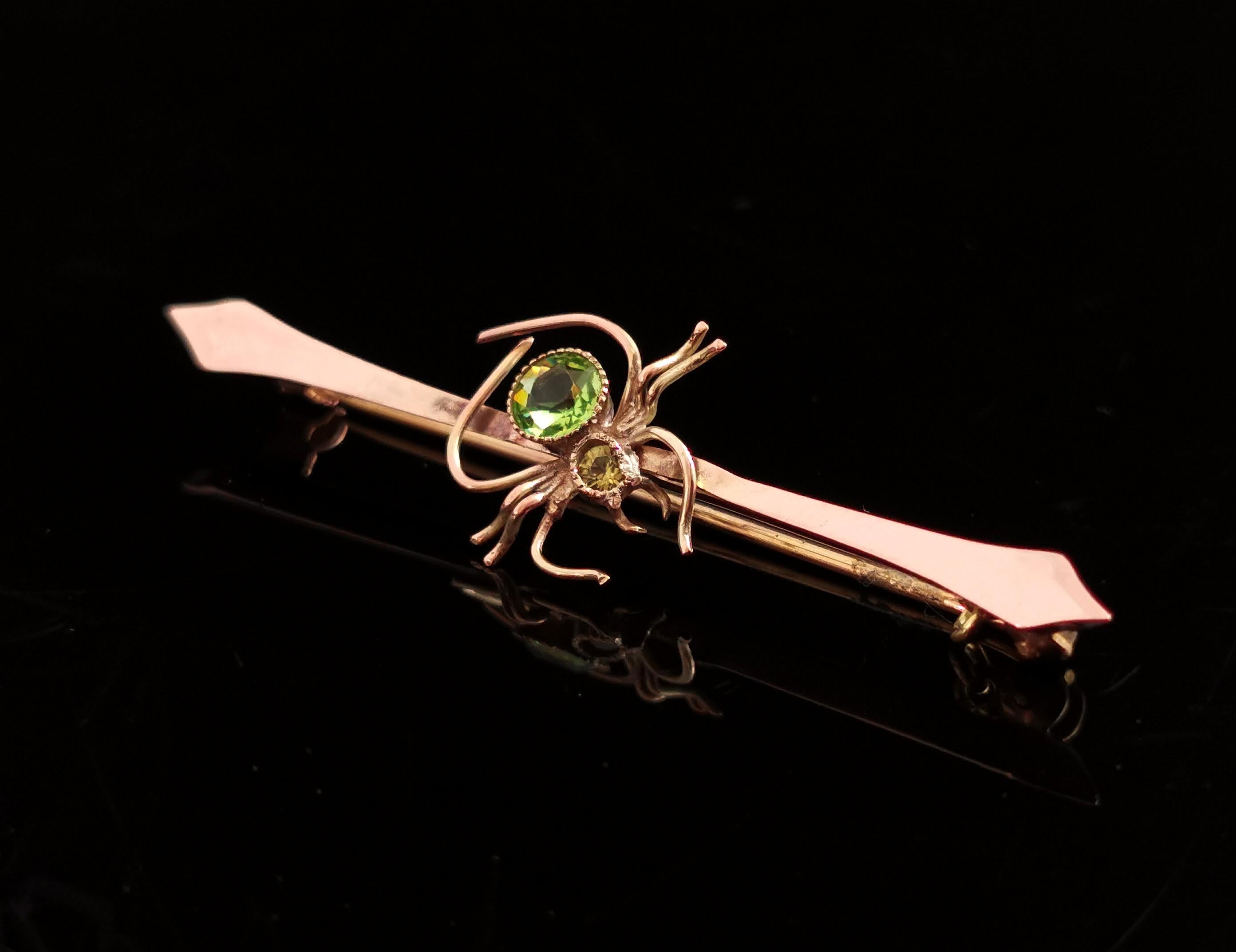 Antique 9k Gold Spider Brooch, Peridot and Paste In Fair Condition For Sale In NEWARK, GB