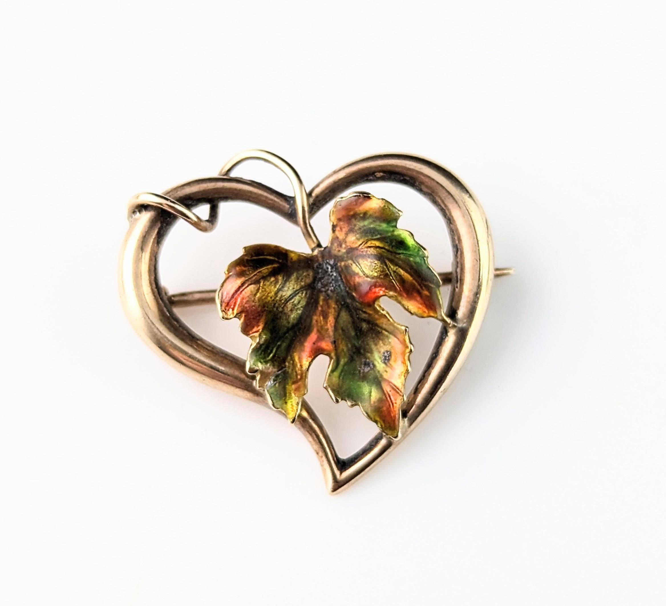 Antique 9k gold Witches heart brooch, maple leaf, enamel For Sale 5