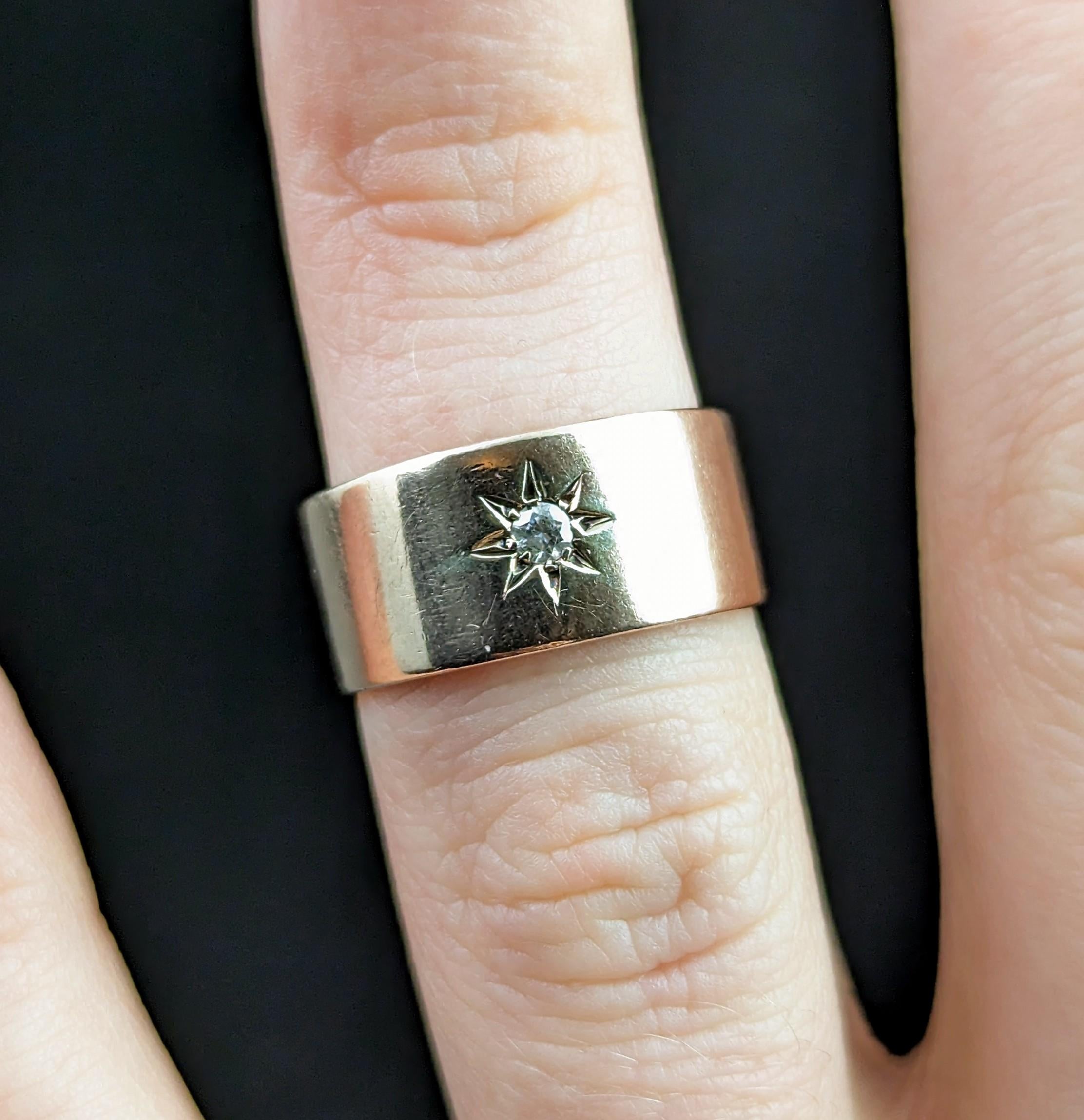 Antique 9k Rose Gold Diamond Cigar Band Ring In Fair Condition In NEWARK, GB