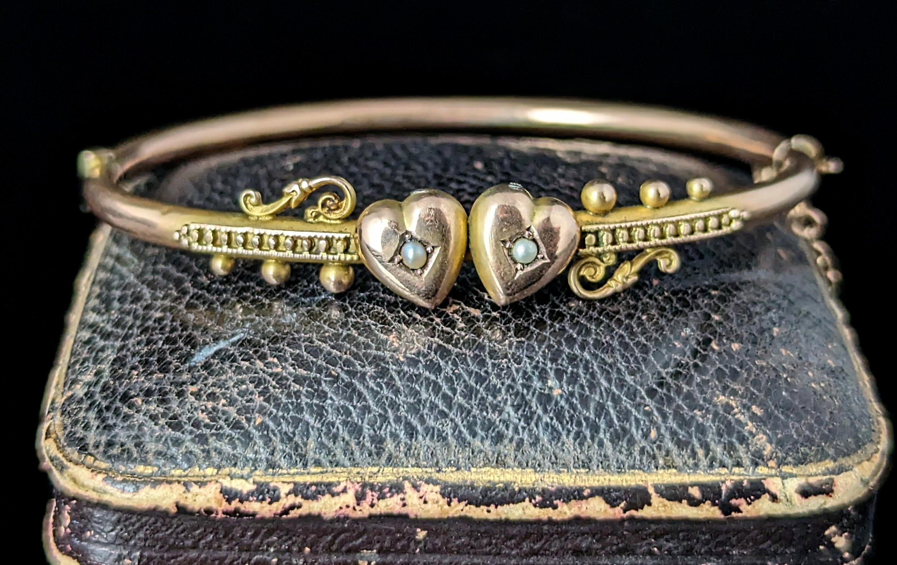 Antique 9k rose gold double hearts bangle, Edwardian, pearl  For Sale 7