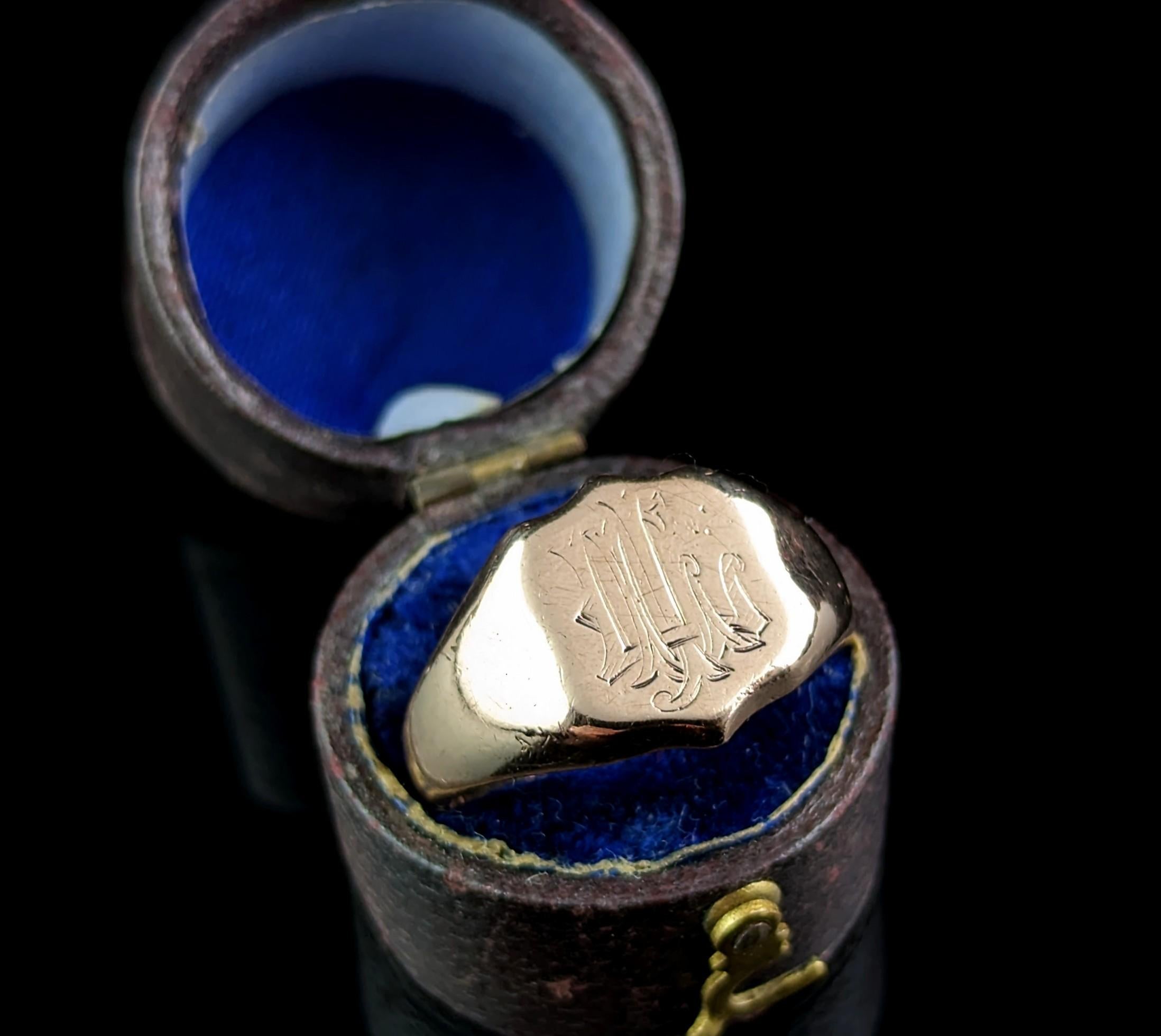 Women's or Men's Antique 9k Rose Gold Signet Ring, Pinky Ring, Art Deco, Monogrammed