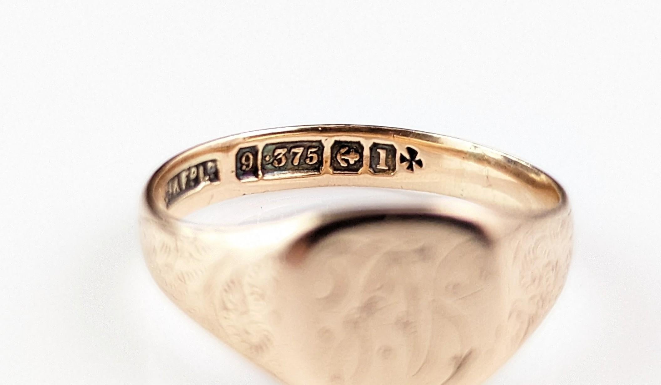 Antique 9k rose gold signet ring, Pinky ring, engraved  6