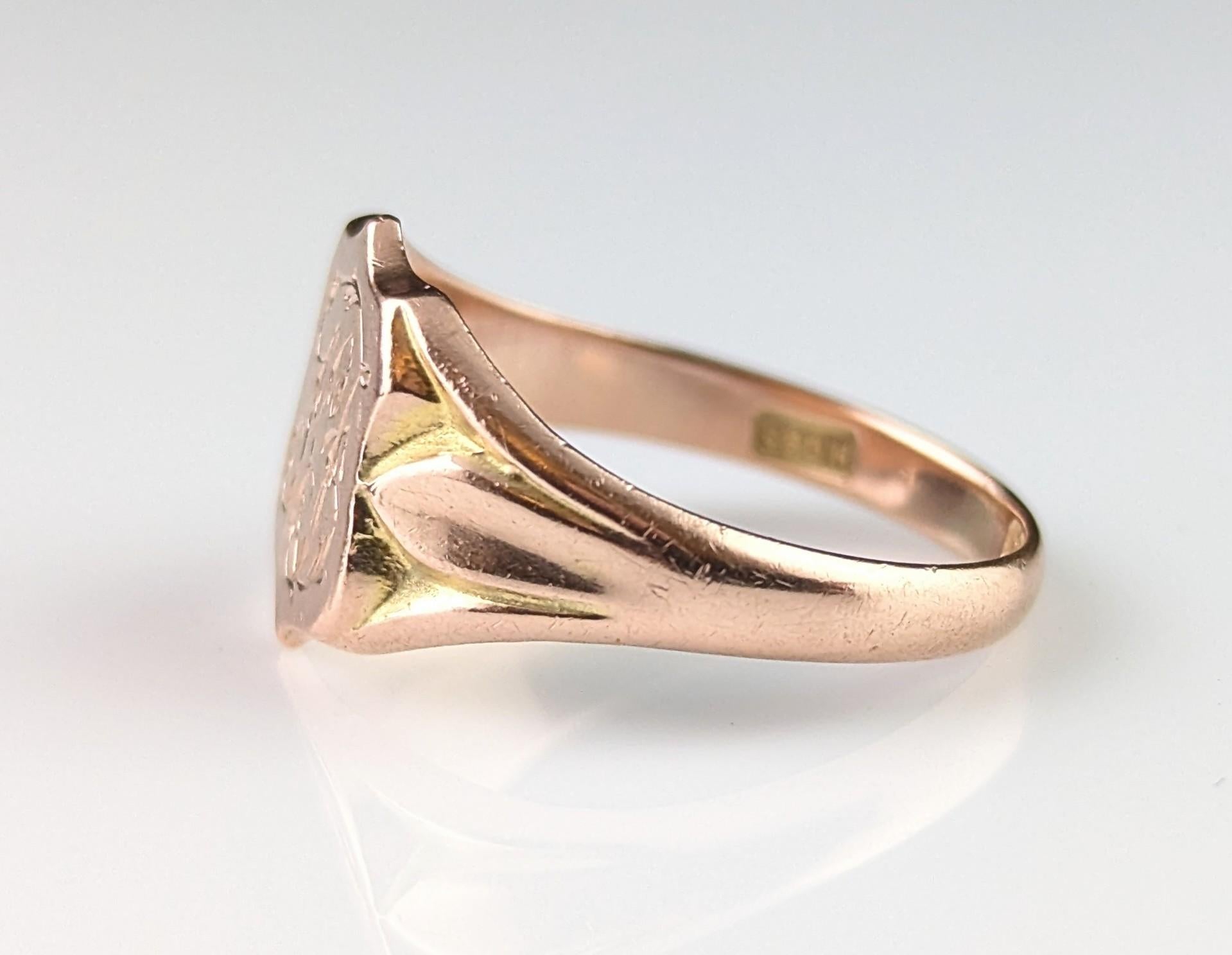 Antique 9k Rose gold signet ring, Shield shaped, Monogrammed For Sale 5