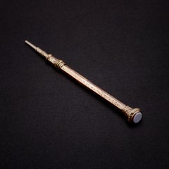 Antique 9K Yellow Gold Floral Engraved Propelling Pencil, with Agate Terminal